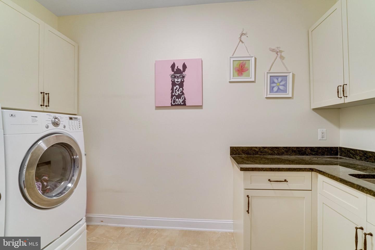 2501 N LINCOLN ST, ARLINGTON, Virginia 22207, 5 Bedrooms Bedrooms, ,5 BathroomsBathrooms,Residential,For sale,2501 N LINCOLN ST,VAAR2056474 MLS # VAAR2056474