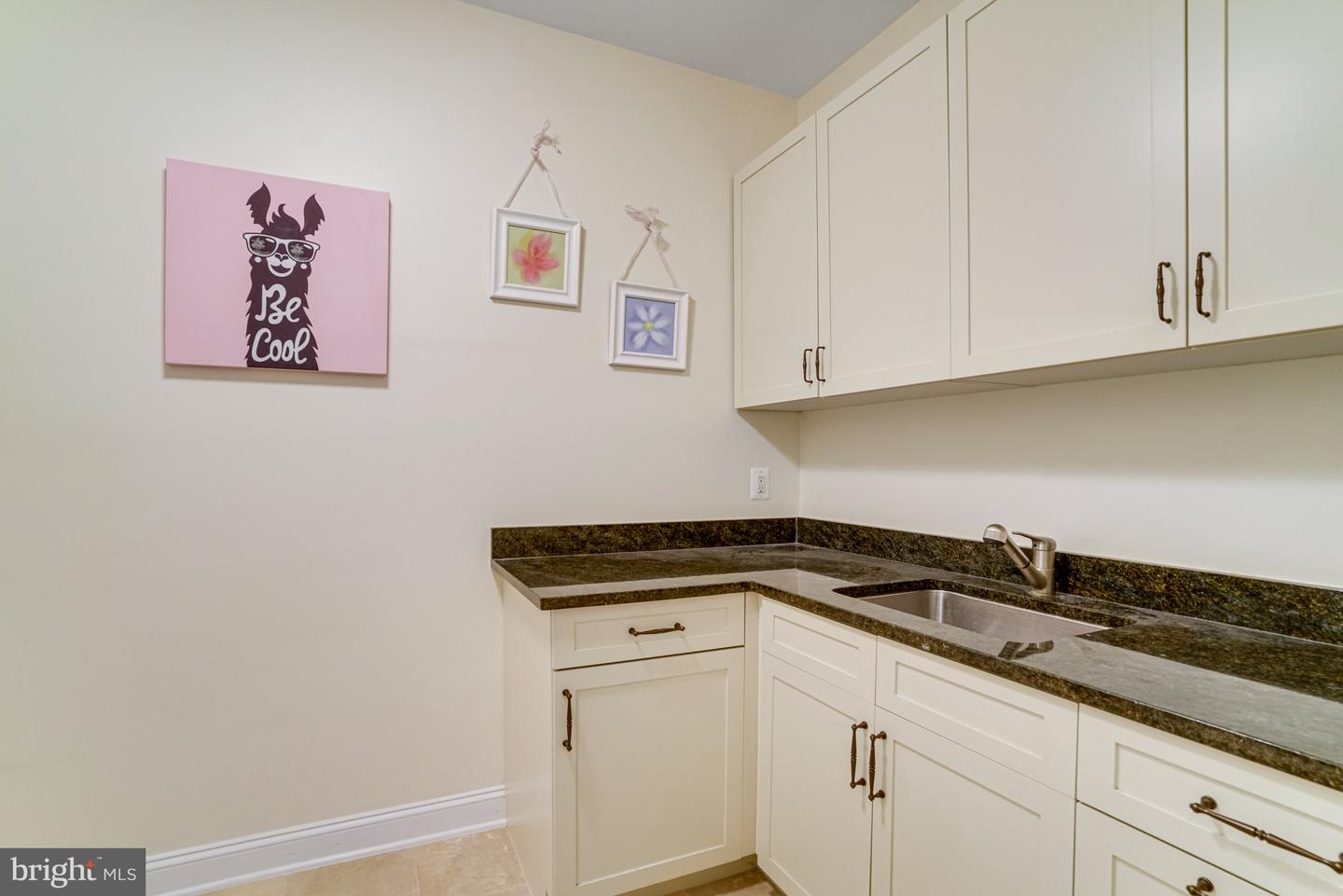 2501 N LINCOLN ST, ARLINGTON, Virginia 22207, 5 Bedrooms Bedrooms, ,5 BathroomsBathrooms,Residential,For sale,2501 N LINCOLN ST,VAAR2056474 MLS # VAAR2056474