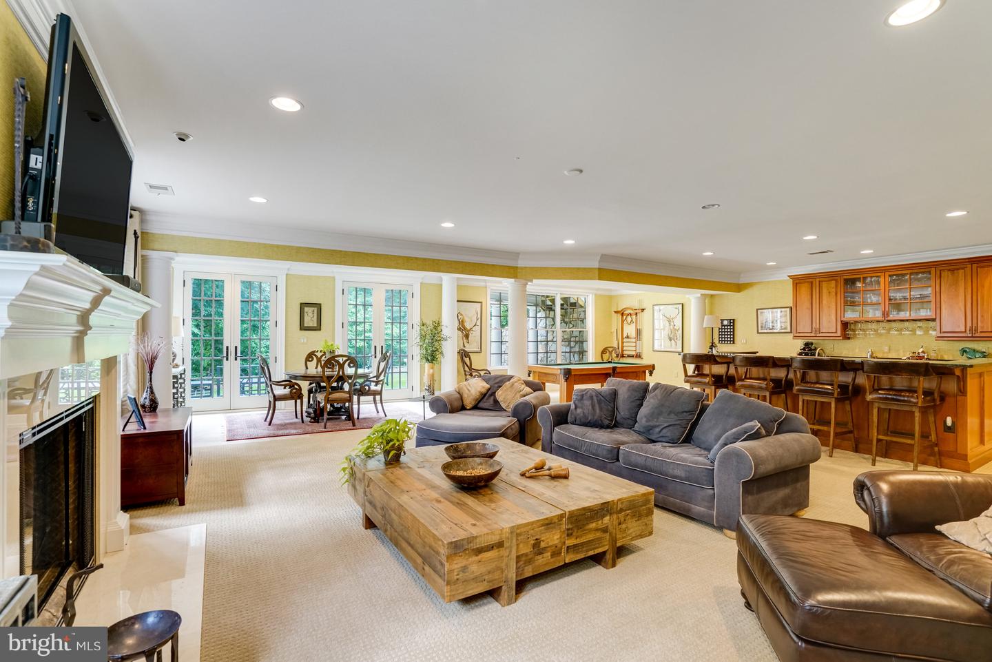 2501 N LINCOLN ST, ARLINGTON, Virginia 22207, 5 Bedrooms Bedrooms, ,5 BathroomsBathrooms,Residential,For sale,2501 N LINCOLN ST,VAAR2056474 MLS # VAAR2056474