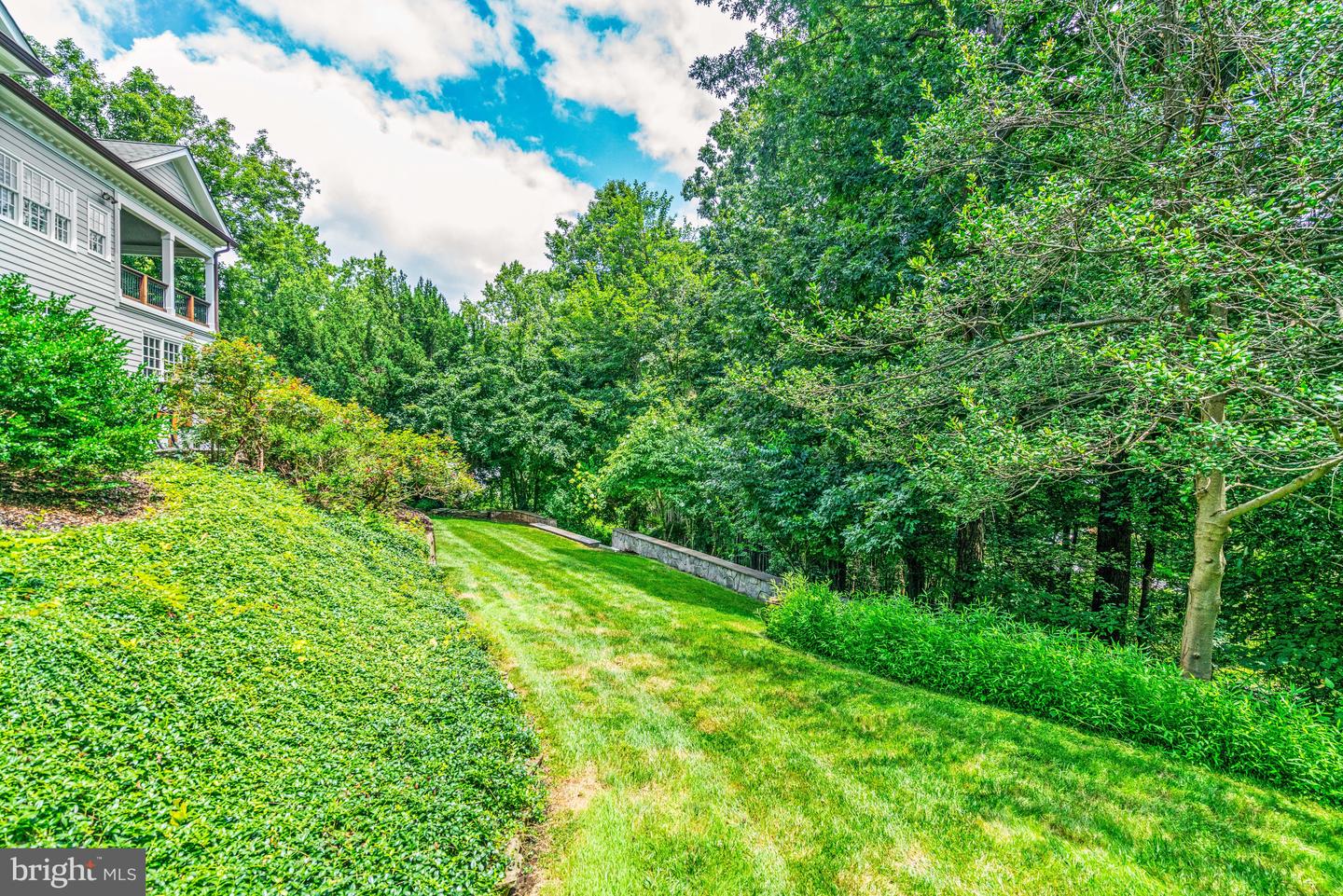 2501 N LINCOLN ST, ARLINGTON, Virginia 22207, 5 Bedrooms Bedrooms, ,5 BathroomsBathrooms,Residential,For sale,2501 N LINCOLN ST,VAAR2056474 MLS # VAAR2056474