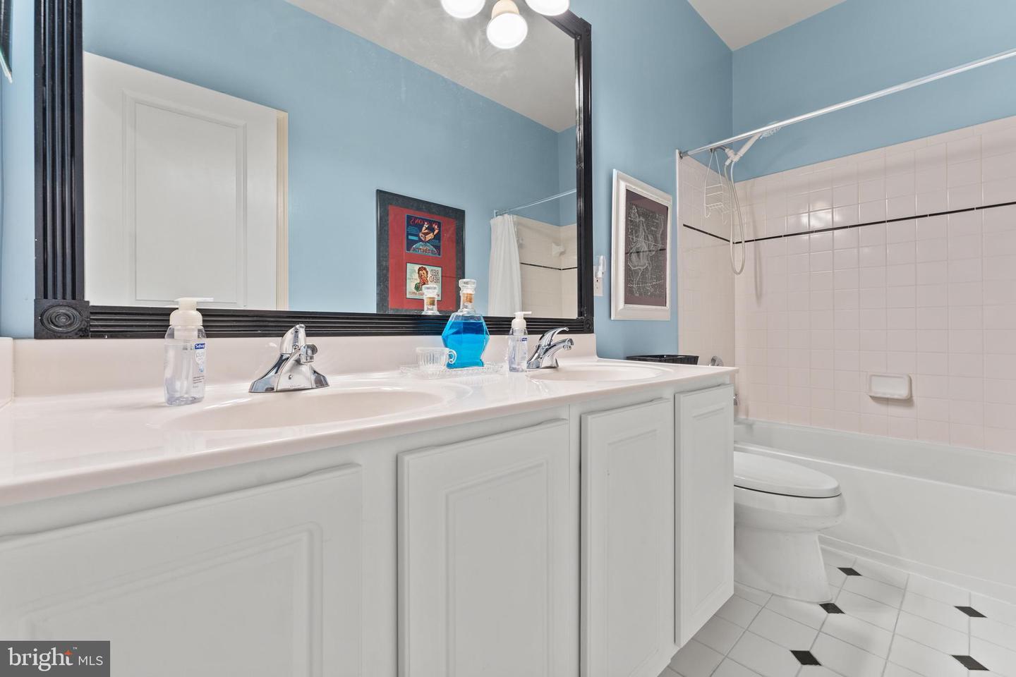 9338 FALLING WATER DR, BRISTOW, Virginia 20136, 5 Bedrooms Bedrooms, ,3 BathroomsBathrooms,Residential,For sale,9338 FALLING WATER DR,VAPW2092786 MLS # VAPW2092786