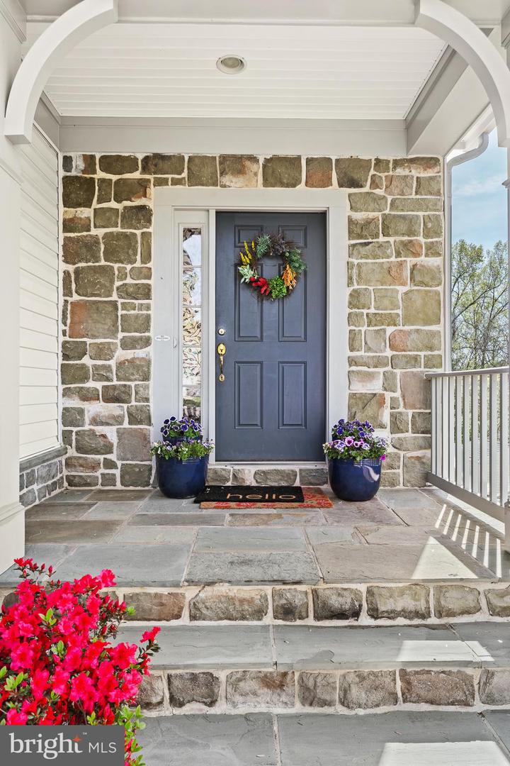 9338 FALLING WATER DR, BRISTOW, Virginia 20136, 5 Bedrooms Bedrooms, ,3 BathroomsBathrooms,Residential,For sale,9338 FALLING WATER DR,VAPW2092786 MLS # VAPW2092786