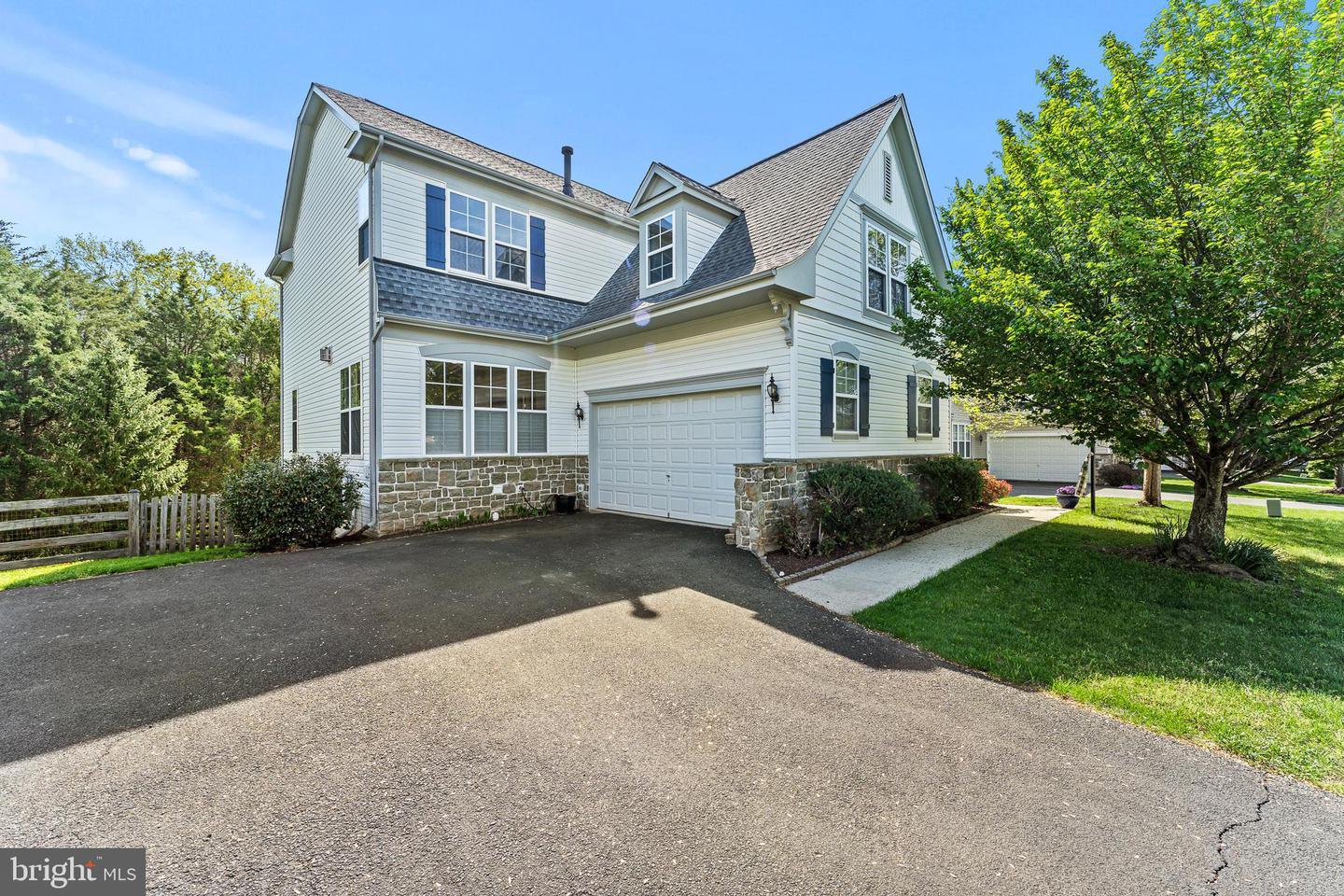 9338 FALLING WATER DR, BRISTOW, Virginia 20136, 5 Bedrooms Bedrooms, ,3 BathroomsBathrooms,Residential,For sale,9338 FALLING WATER DR,VAPW2092786 MLS # VAPW2092786