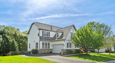 9338 FALLING WATER DR, BRISTOW, Virginia 20136, 5 Bedrooms Bedrooms, ,3 BathroomsBathrooms,Residential,For sale,9338 FALLING WATER DR,VAPW2092786 MLS # VAPW2092786