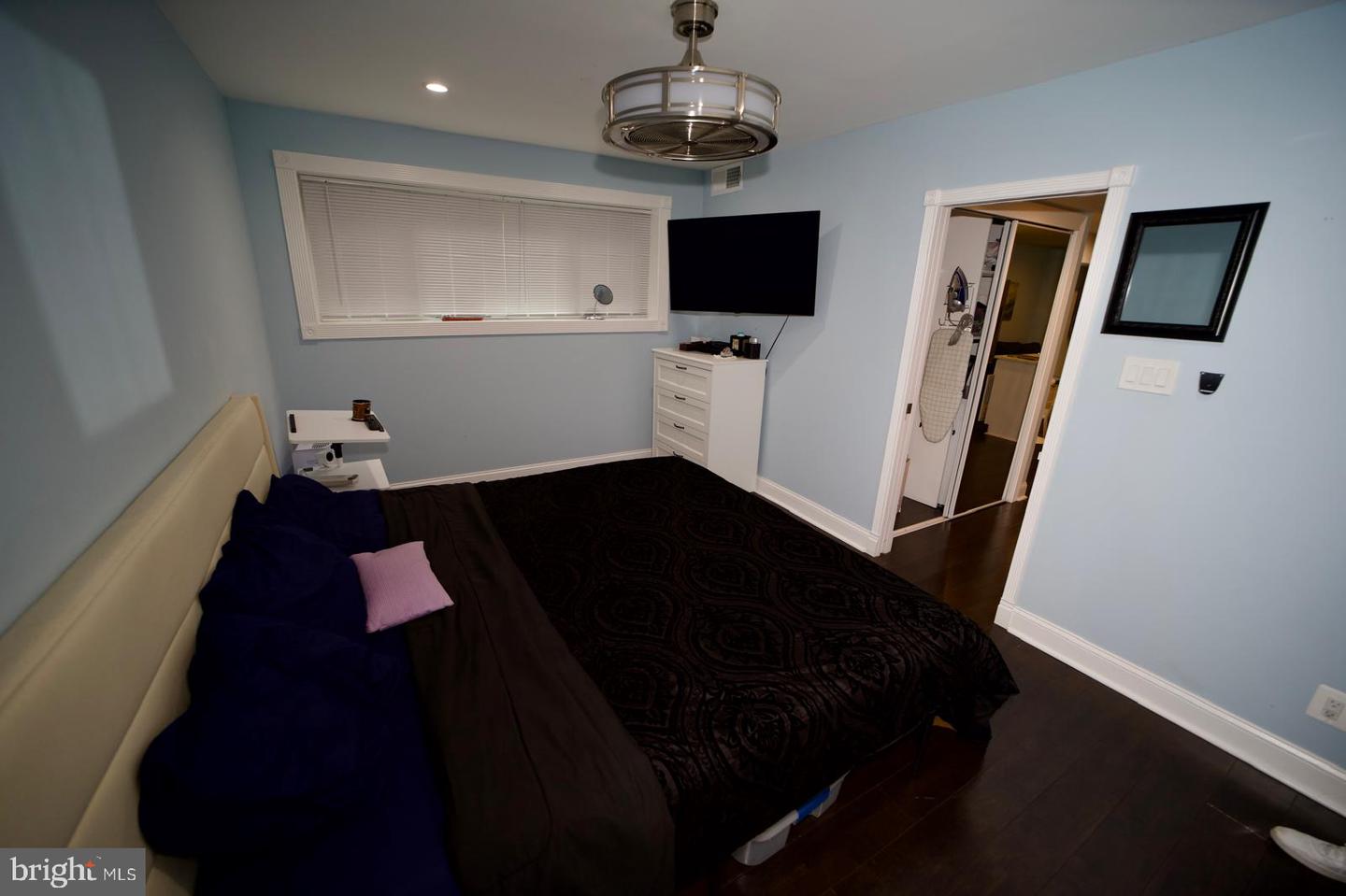 4225-A AMERICANA DR #4225A, ANNANDALE, Virginia 22003, 2 Bedrooms Bedrooms, ,1 BathroomBathrooms,Residential,For sale,4225-A AMERICANA DR #4225A,VAFX2236266 MLS # VAFX2236266