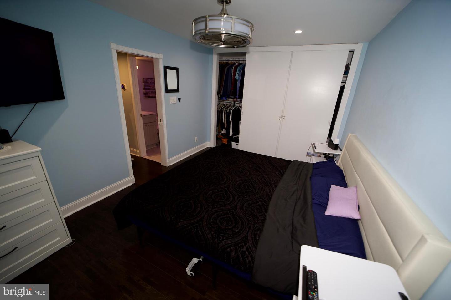 4225-A AMERICANA DR #4225A, ANNANDALE, Virginia 22003, 2 Bedrooms Bedrooms, ,1 BathroomBathrooms,Residential,For sale,4225-A AMERICANA DR #4225A,VAFX2236266 MLS # VAFX2236266