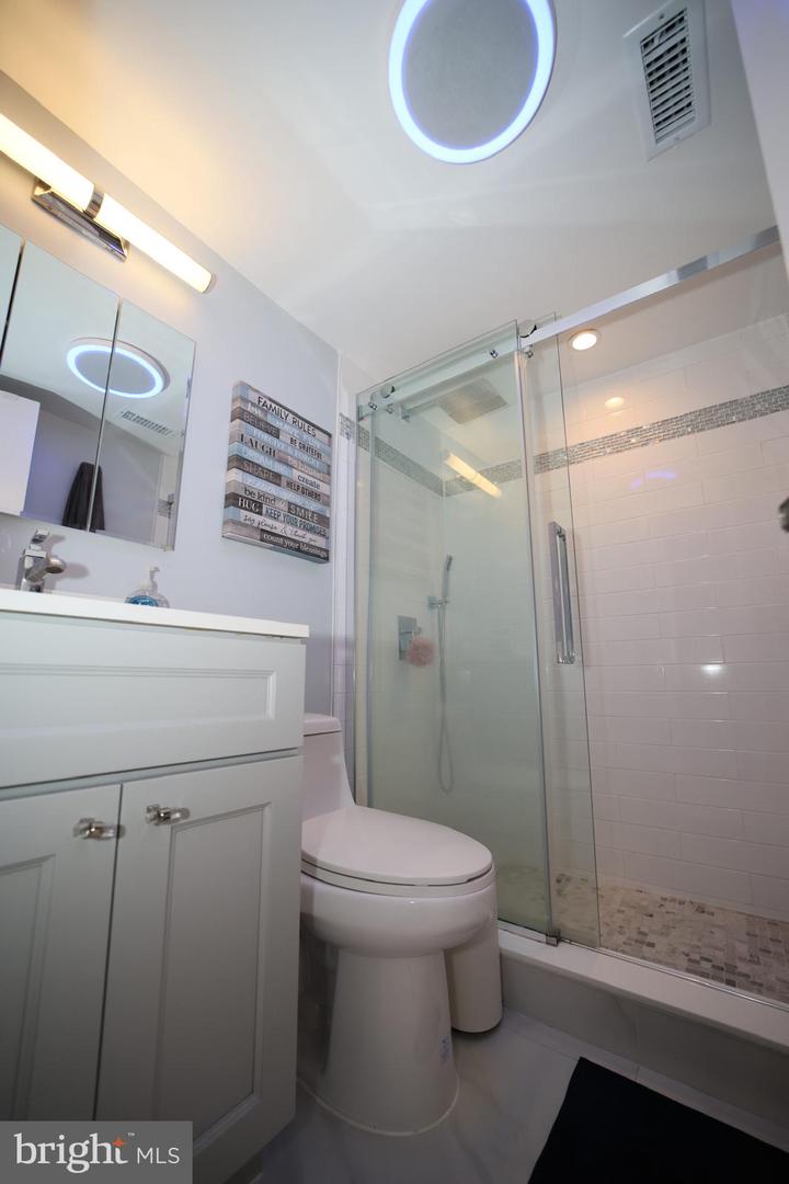 4225-A AMERICANA DR #4225A, ANNANDALE, Virginia 22003, 2 Bedrooms Bedrooms, ,1 BathroomBathrooms,Residential,For sale,4225-A AMERICANA DR #4225A,VAFX2236266 MLS # VAFX2236266