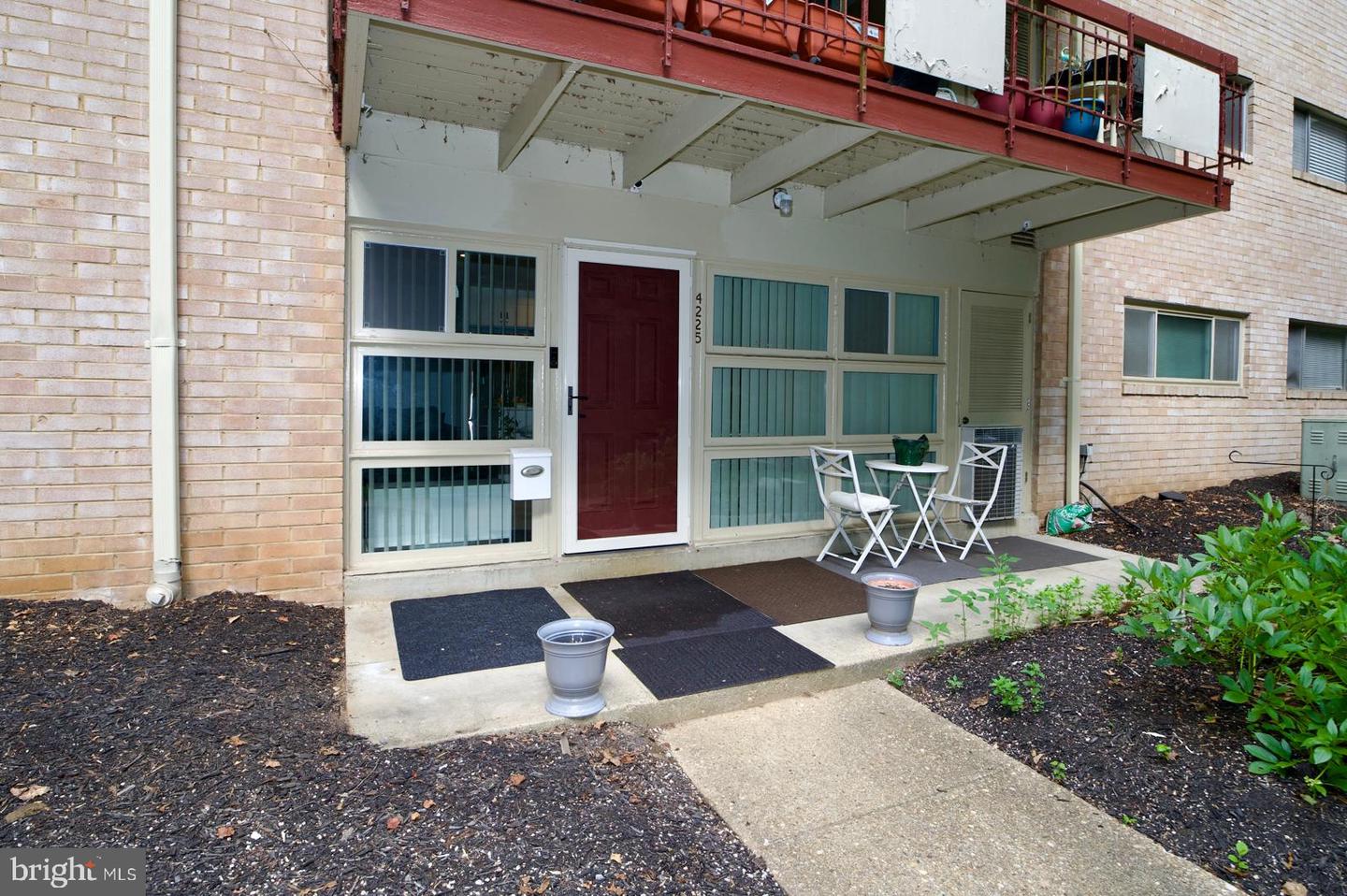 4225-A AMERICANA DR #4225A, ANNANDALE, Virginia 22003, 2 Bedrooms Bedrooms, ,1 BathroomBathrooms,Residential,For sale,4225-A AMERICANA DR #4225A,VAFX2236266 MLS # VAFX2236266