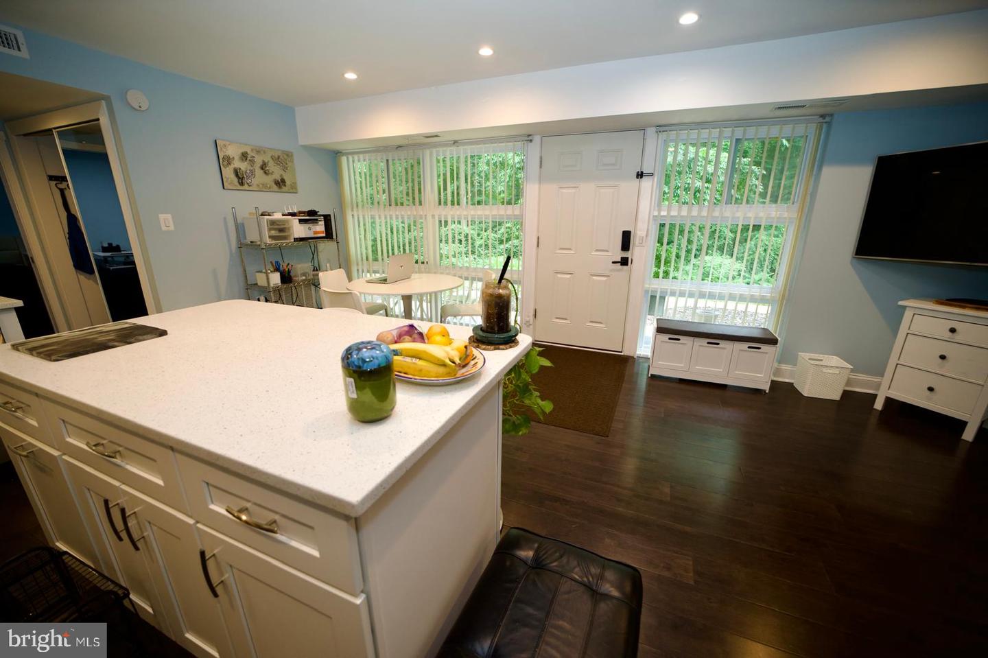 4225-A AMERICANA DR #4225A, ANNANDALE, Virginia 22003, 2 Bedrooms Bedrooms, ,1 BathroomBathrooms,Residential,For sale,4225-A AMERICANA DR #4225A,VAFX2236266 MLS # VAFX2236266