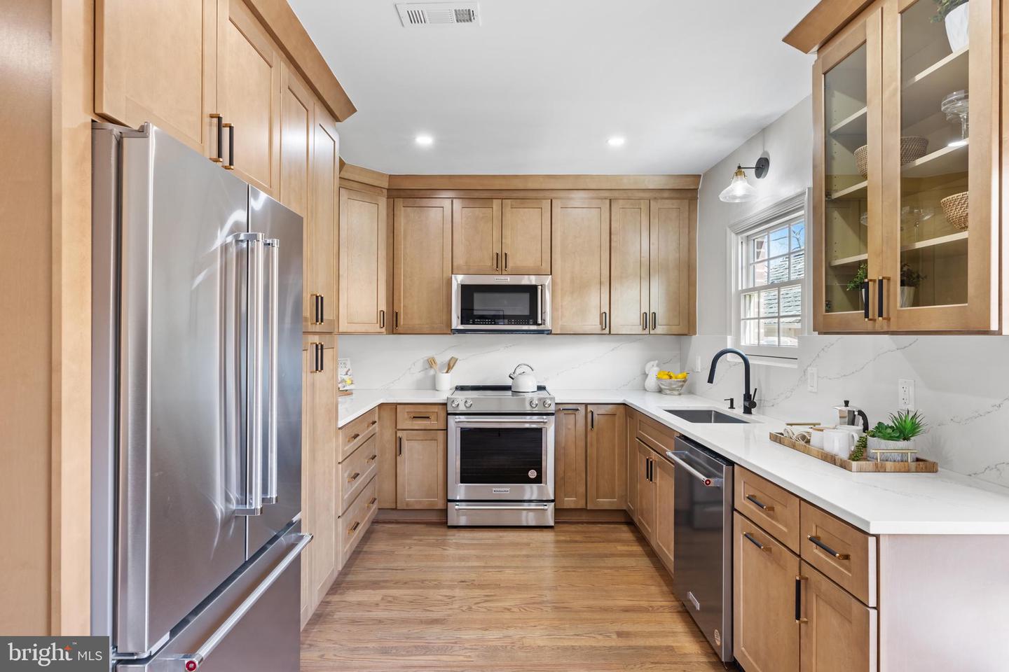 6661 MADISON MCLEAN, MCLEAN, Virginia 22101, 3 Bedrooms Bedrooms, ,3 BathroomsBathrooms,Residential,For sale,6661 MADISON MCLEAN,VAFX2236050 MLS # VAFX2236050
