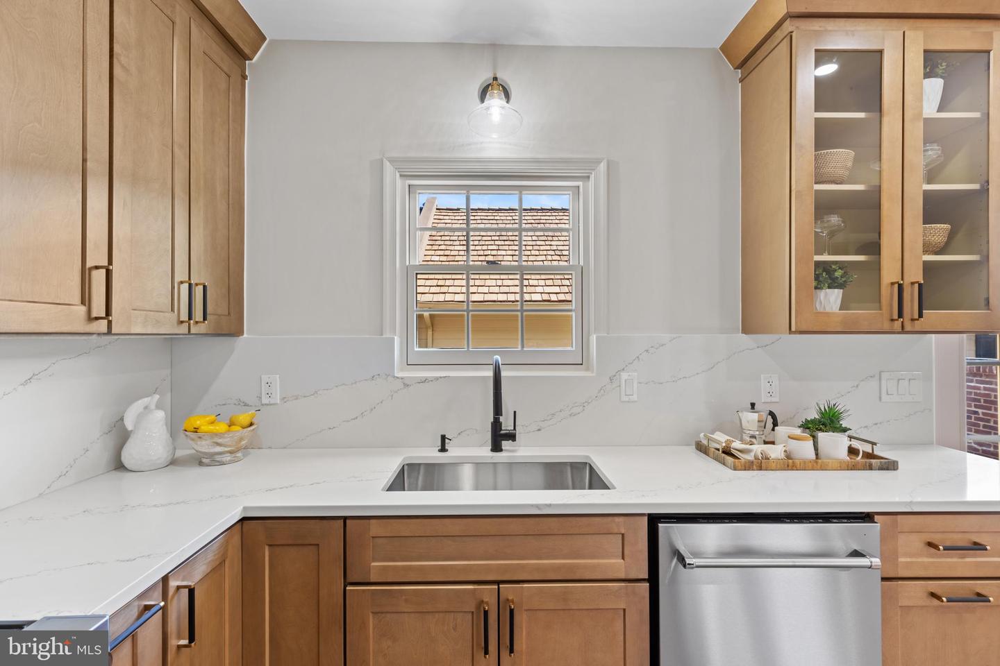 6661 MADISON MCLEAN, MCLEAN, Virginia 22101, 3 Bedrooms Bedrooms, ,3 BathroomsBathrooms,Residential,For sale,6661 MADISON MCLEAN,VAFX2236050 MLS # VAFX2236050