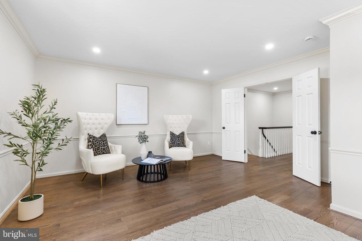 6661 MADISON MCLEAN, MCLEAN, Virginia 22101, 3 Bedrooms Bedrooms, ,3 BathroomsBathrooms,Residential,For sale,6661 MADISON MCLEAN,VAFX2236050 MLS # VAFX2236050