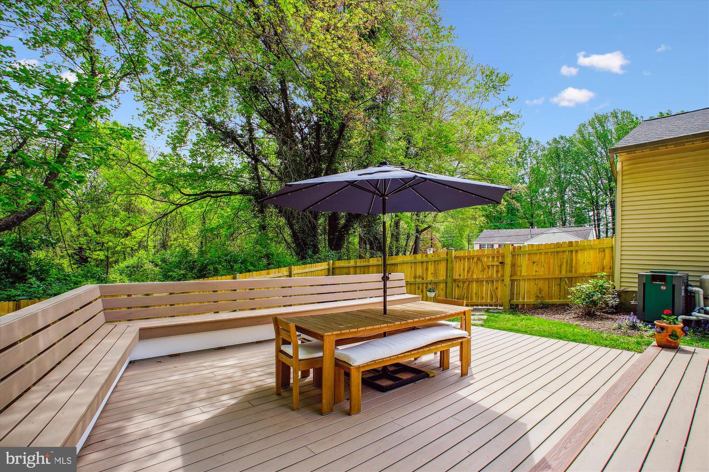 9822 FIVE OAKS RD, FAIRFAX, Virginia 22031, 4 Bedrooms Bedrooms, ,2 BathroomsBathrooms,Residential,For sale,9822 FIVE OAKS RD,VAFX2236112 MLS # VAFX2236112
