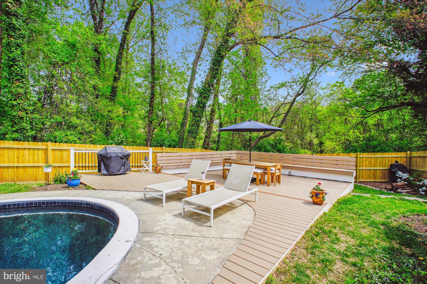 9822 FIVE OAKS RD, FAIRFAX, Virginia 22031, 4 Bedrooms Bedrooms, ,2 BathroomsBathrooms,Residential,For sale,9822 FIVE OAKS RD,VAFX2236112 MLS # VAFX2236112