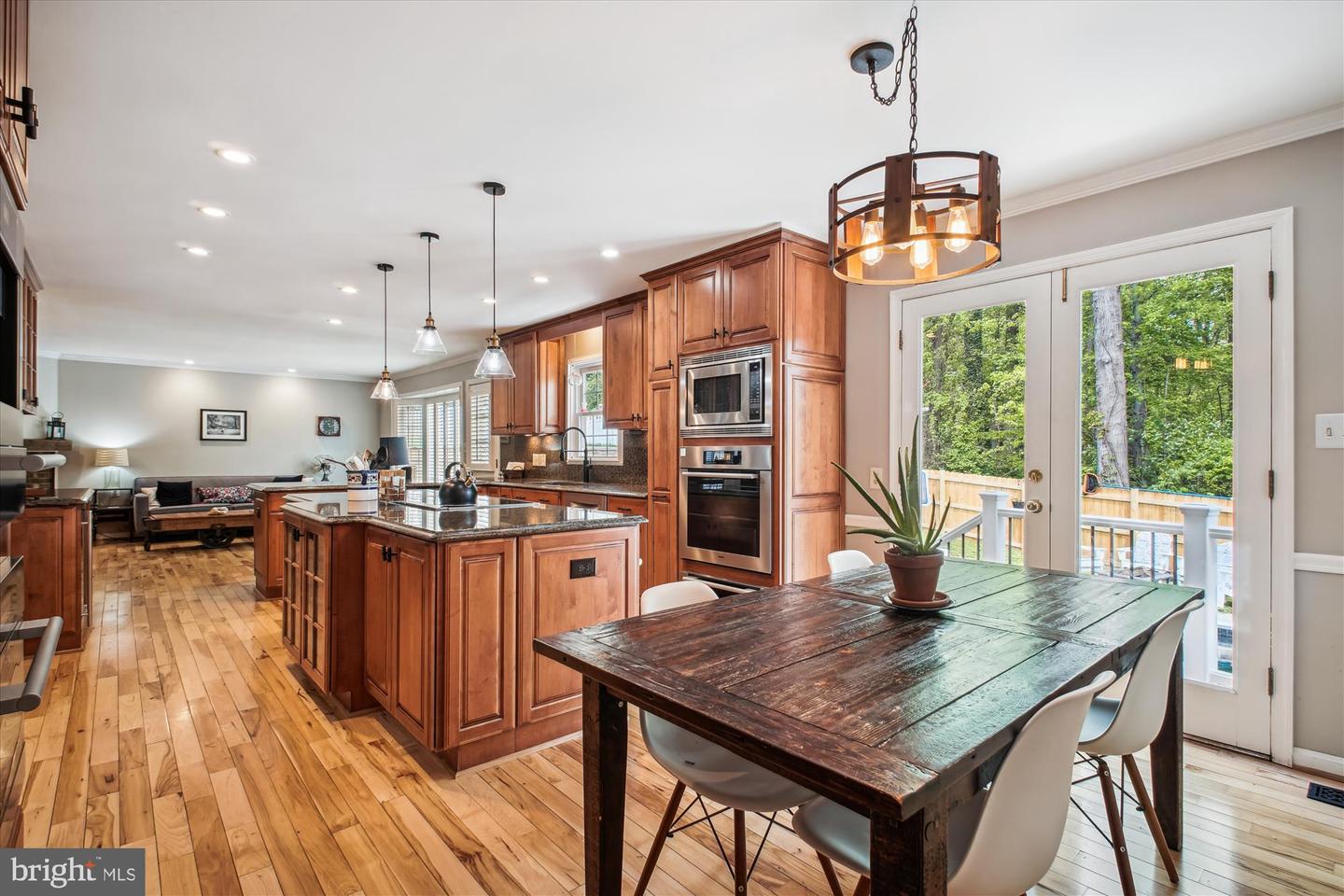 9822 FIVE OAKS RD, FAIRFAX, Virginia 22031, 4 Bedrooms Bedrooms, ,2 BathroomsBathrooms,Residential,For sale,9822 FIVE OAKS RD,VAFX2236112 MLS # VAFX2236112