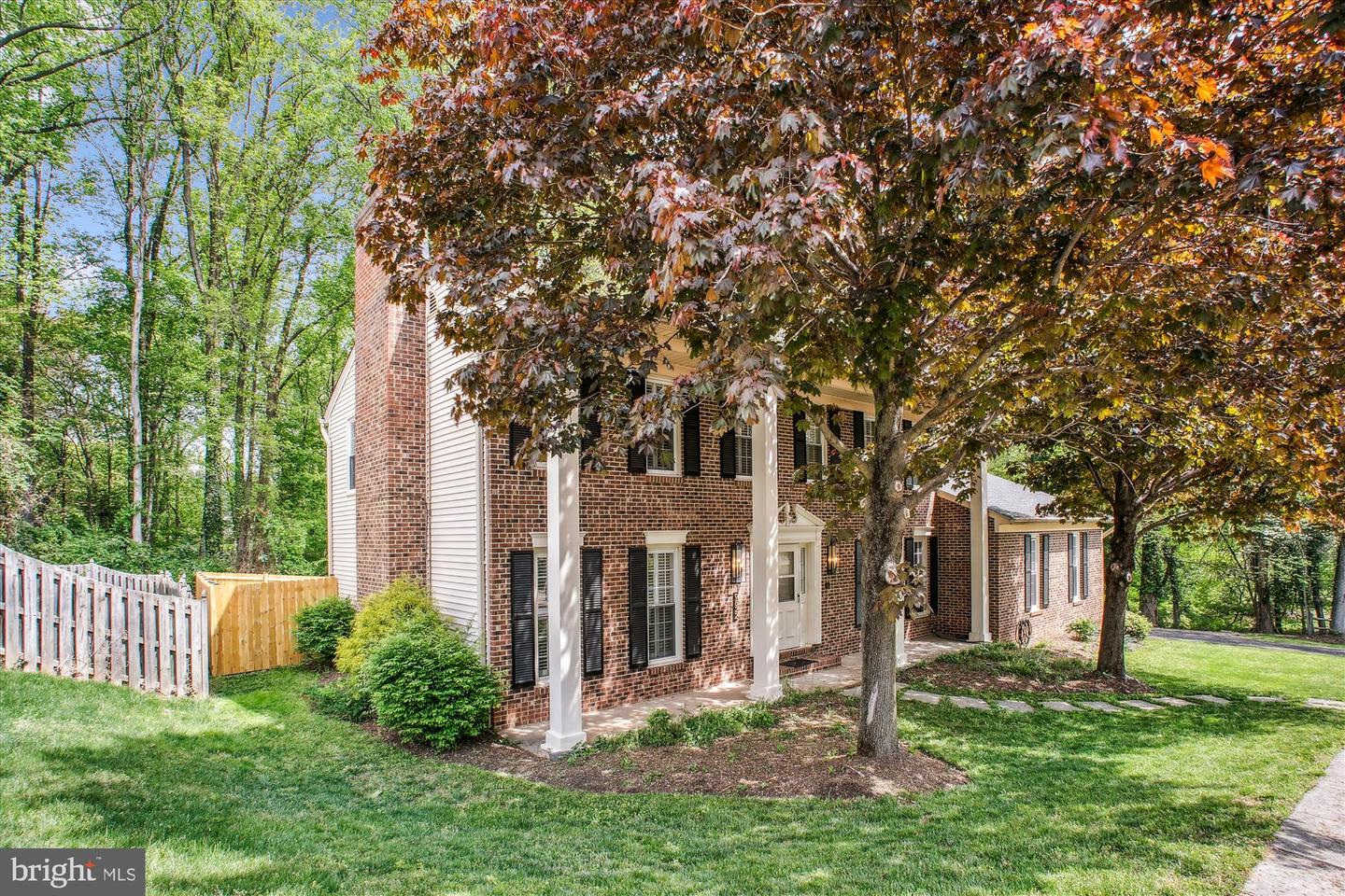 9822 FIVE OAKS RD, FAIRFAX, Virginia 22031, 4 Bedrooms Bedrooms, ,2 BathroomsBathrooms,Residential,For sale,9822 FIVE OAKS RD,VAFX2236112 MLS # VAFX2236112