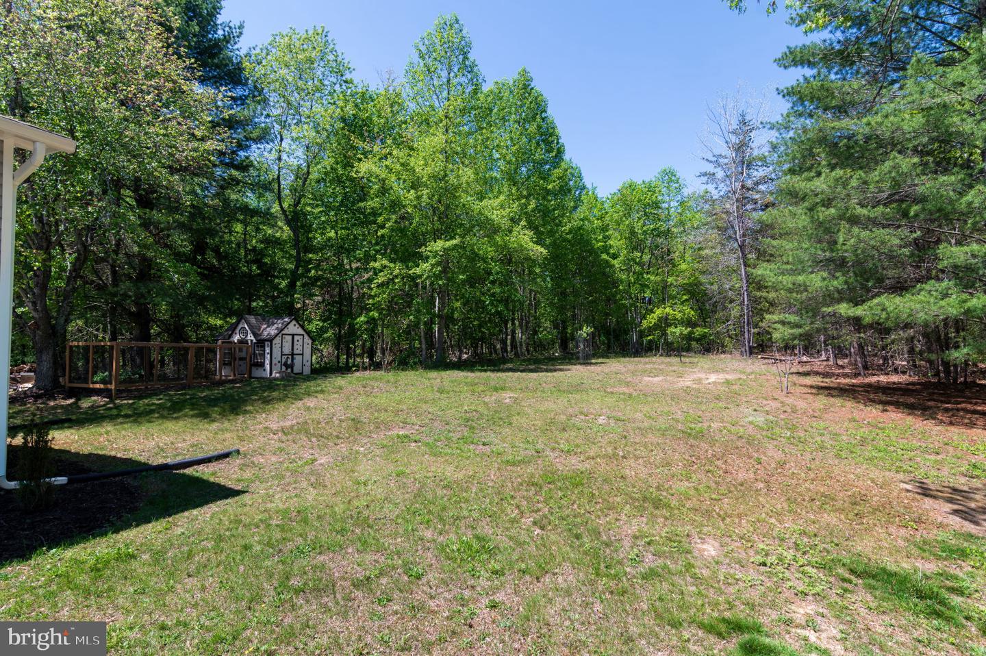 7612 LEEDS MANOR, MARSHALL, Virginia 20115, 3 Bedrooms Bedrooms, ,3 BathroomsBathrooms,Residential,For sale,7612 LEEDS MANOR,VAFQ2016338 MLS # VAFQ2016338