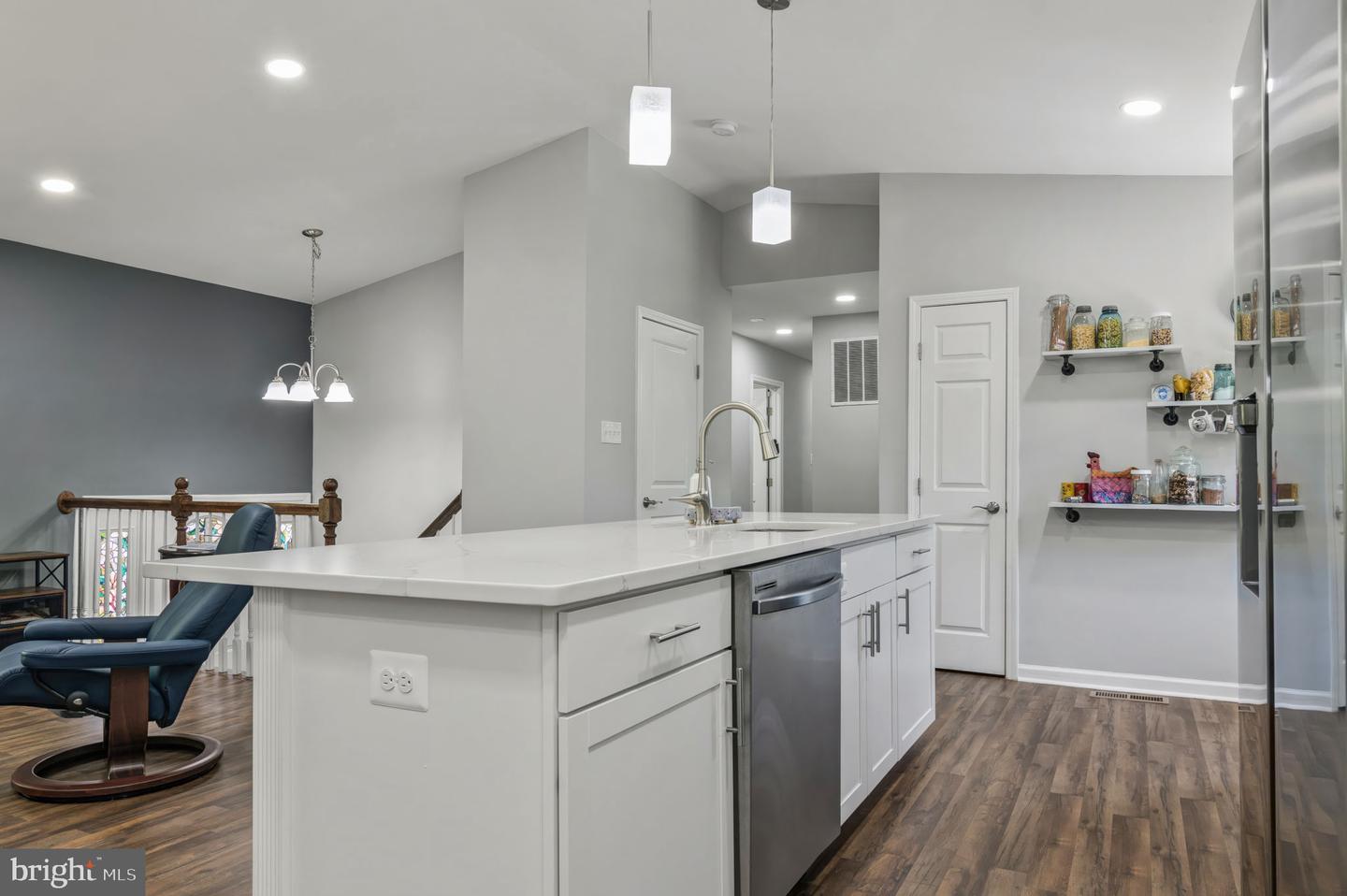 7612 LEEDS MANOR, MARSHALL, Virginia 20115, 3 Bedrooms Bedrooms, ,3 BathroomsBathrooms,Residential,For sale,7612 LEEDS MANOR,VAFQ2016338 MLS # VAFQ2016338