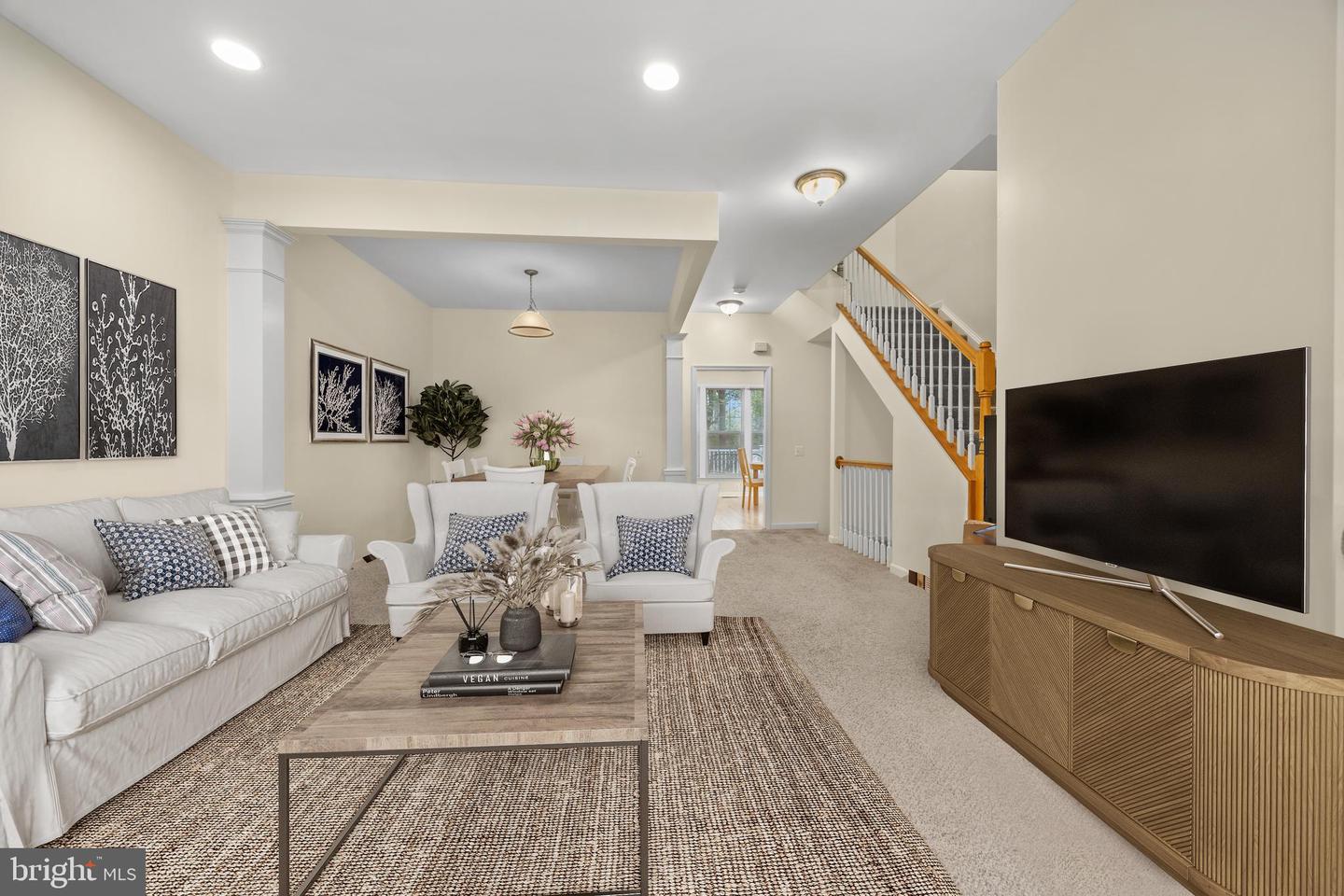 13961 GILL BROOK LN, CENTREVILLE, Virginia 20121, 3 Bedrooms Bedrooms, ,3 BathroomsBathrooms,Residential,For sale,13961 GILL BROOK LN,VAFX2236350 MLS # VAFX2236350