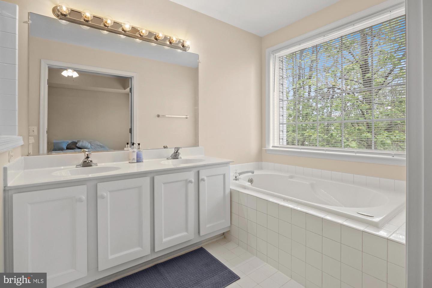 13961 GILL BROOK LN, CENTREVILLE, Virginia 20121, 3 Bedrooms Bedrooms, ,3 BathroomsBathrooms,Residential,For sale,13961 GILL BROOK LN,VAFX2236350 MLS # VAFX2236350
