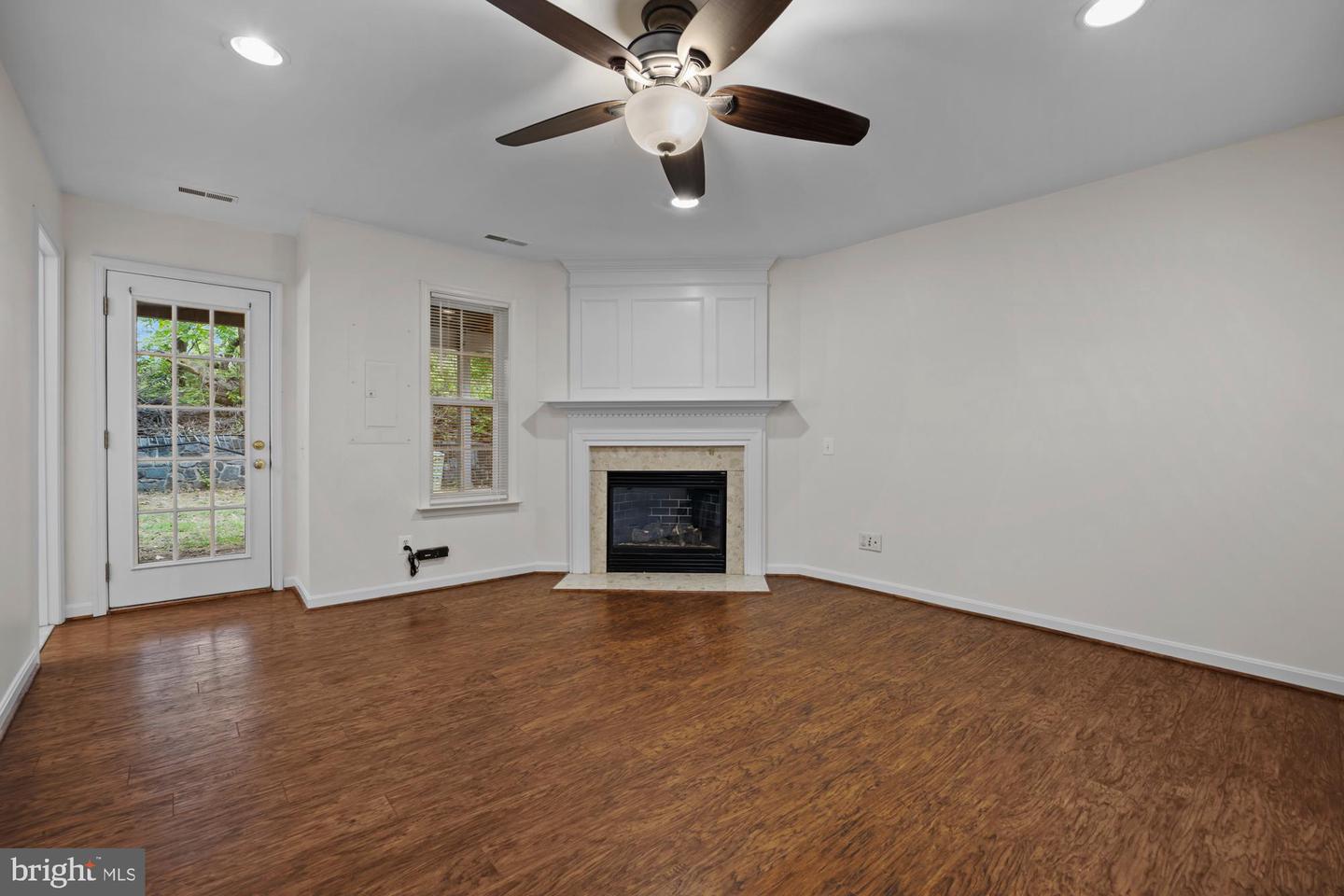 13961 GILL BROOK LN, CENTREVILLE, Virginia 20121, 3 Bedrooms Bedrooms, ,3 BathroomsBathrooms,Residential,For sale,13961 GILL BROOK LN,VAFX2236350 MLS # VAFX2236350