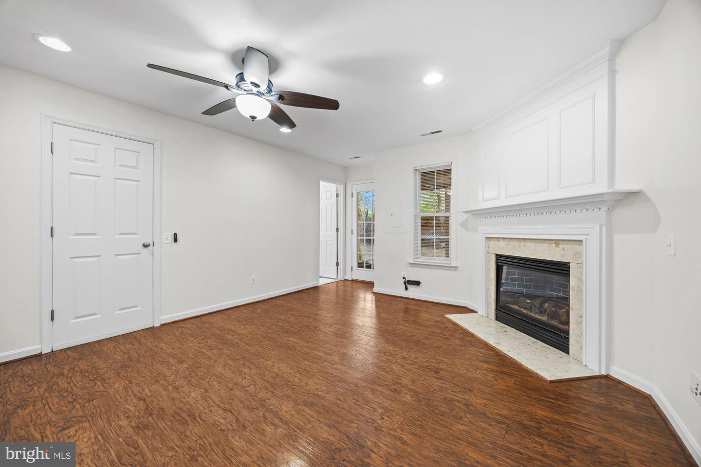 13961 GILL BROOK LN, CENTREVILLE, Virginia 20121, 3 Bedrooms Bedrooms, ,3 BathroomsBathrooms,Residential,For sale,13961 GILL BROOK LN,VAFX2236350 MLS # VAFX2236350