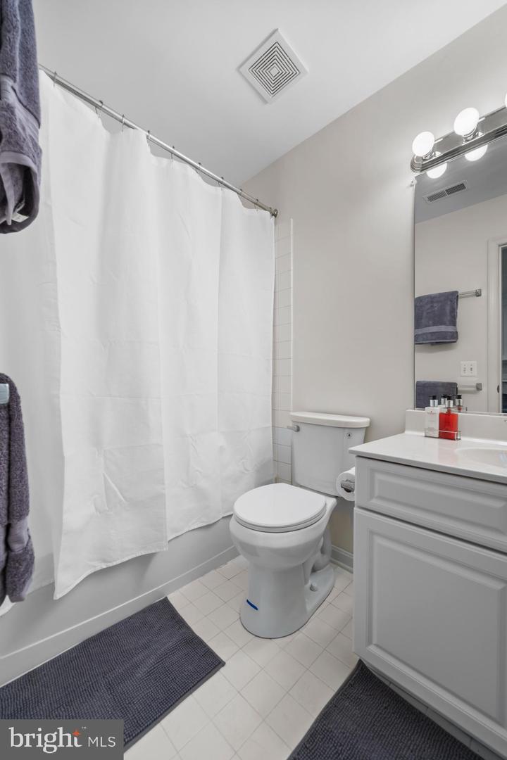 13961 GILL BROOK LN, CENTREVILLE, Virginia 20121, 3 Bedrooms Bedrooms, ,3 BathroomsBathrooms,Residential,For sale,13961 GILL BROOK LN,VAFX2236350 MLS # VAFX2236350