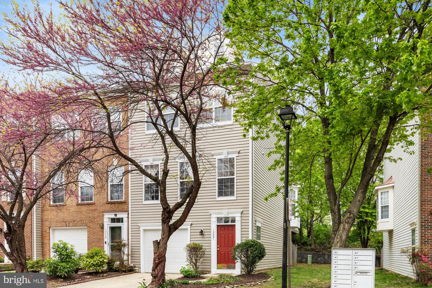13961 GILL BROOK LN, CENTREVILLE, Virginia 20121, 3 Bedrooms Bedrooms, ,3 BathroomsBathrooms,Residential,For sale,13961 GILL BROOK LN,VAFX2236350 MLS # VAFX2236350