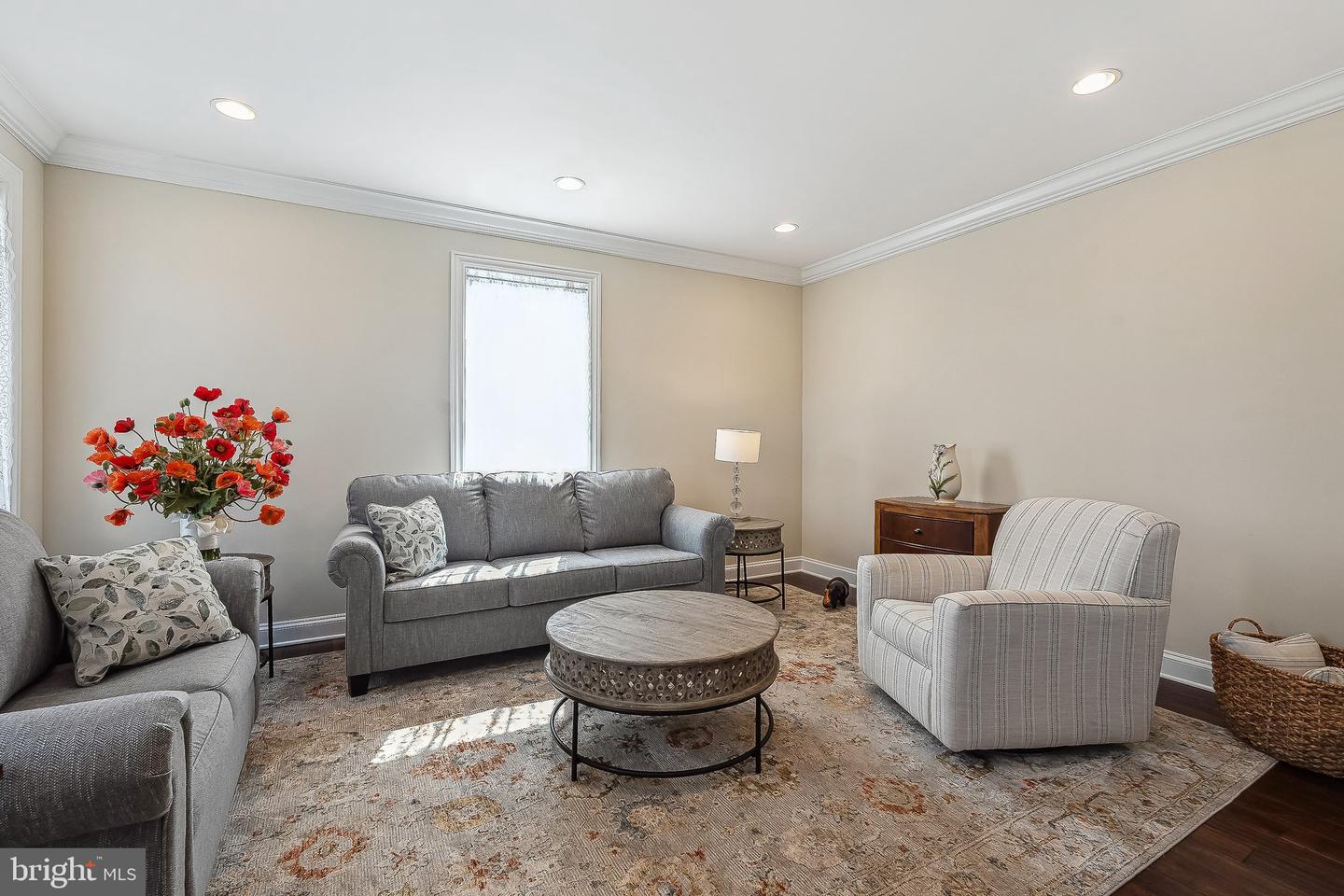 7124 BEULAH ST, ALEXANDRIA, Virginia 22315, 6 Bedrooms Bedrooms, ,5 BathroomsBathrooms,Residential,For sale,7124 BEULAH ST,VAFX2236420 MLS # VAFX2236420