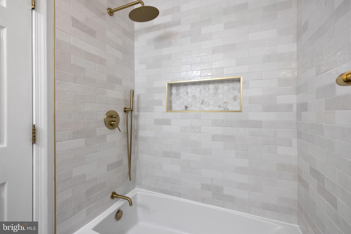 47748 ALLEGHENY CIR, STERLING, Virginia 20165, 4 Bedrooms Bedrooms, ,3 BathroomsBathrooms,Residential,For sale,47748 ALLEGHENY CIR,VALO2094744 MLS # VALO2094744