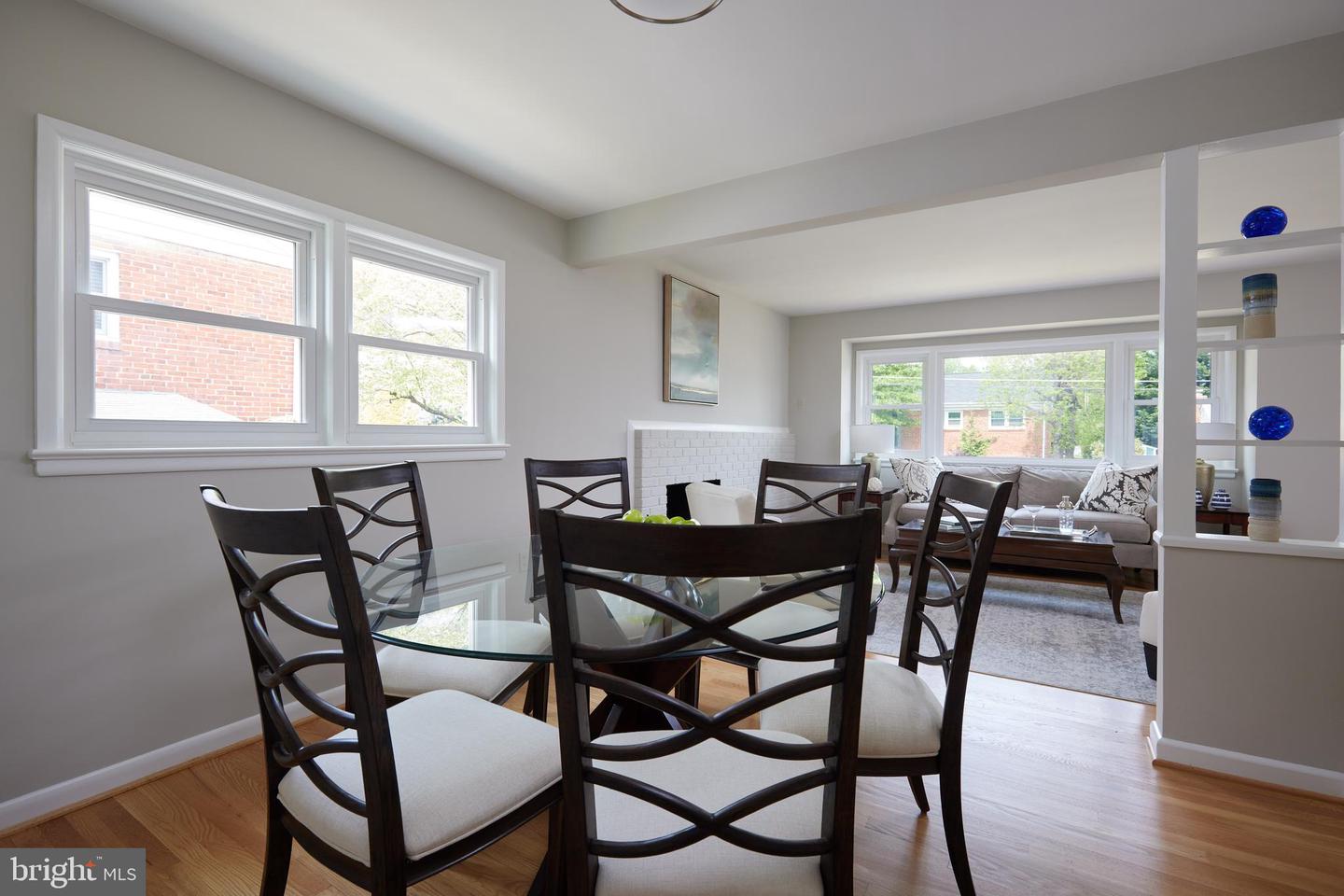 5924 2ND ST N, ARLINGTON, Virginia 22203, 4 Bedrooms Bedrooms, ,2 BathroomsBathrooms,Residential,For sale,5924 2ND ST N,VAAR2056550 MLS # VAAR2056550