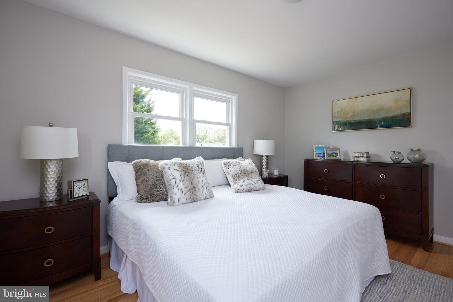 5924 2ND ST N, ARLINGTON, Virginia 22203, 4 Bedrooms Bedrooms, ,2 BathroomsBathrooms,Residential,For sale,5924 2ND ST N,VAAR2056550 MLS # VAAR2056550