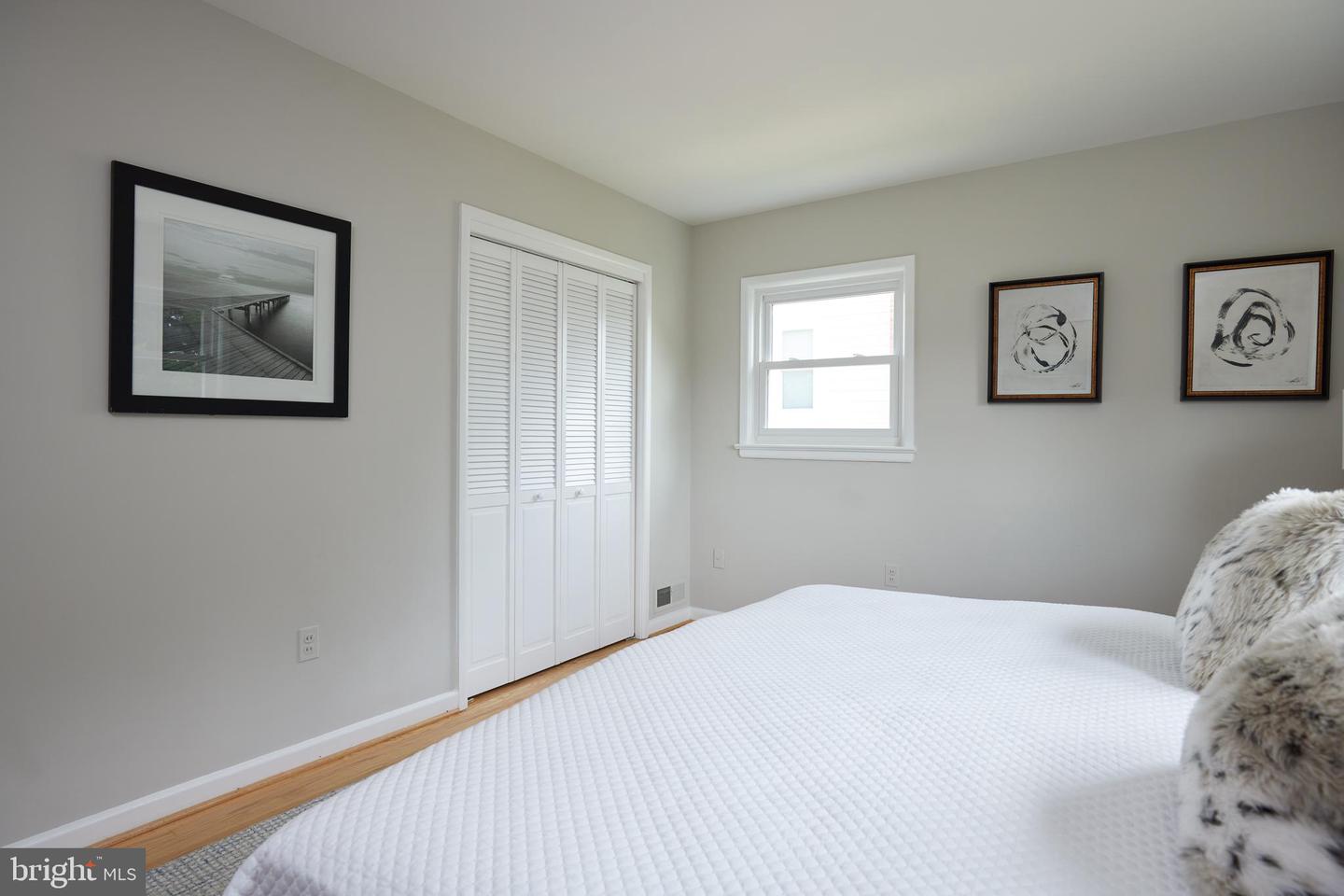 5924 2ND ST N, ARLINGTON, Virginia 22203, 4 Bedrooms Bedrooms, ,2 BathroomsBathrooms,Residential,For sale,5924 2ND ST N,VAAR2056550 MLS # VAAR2056550
