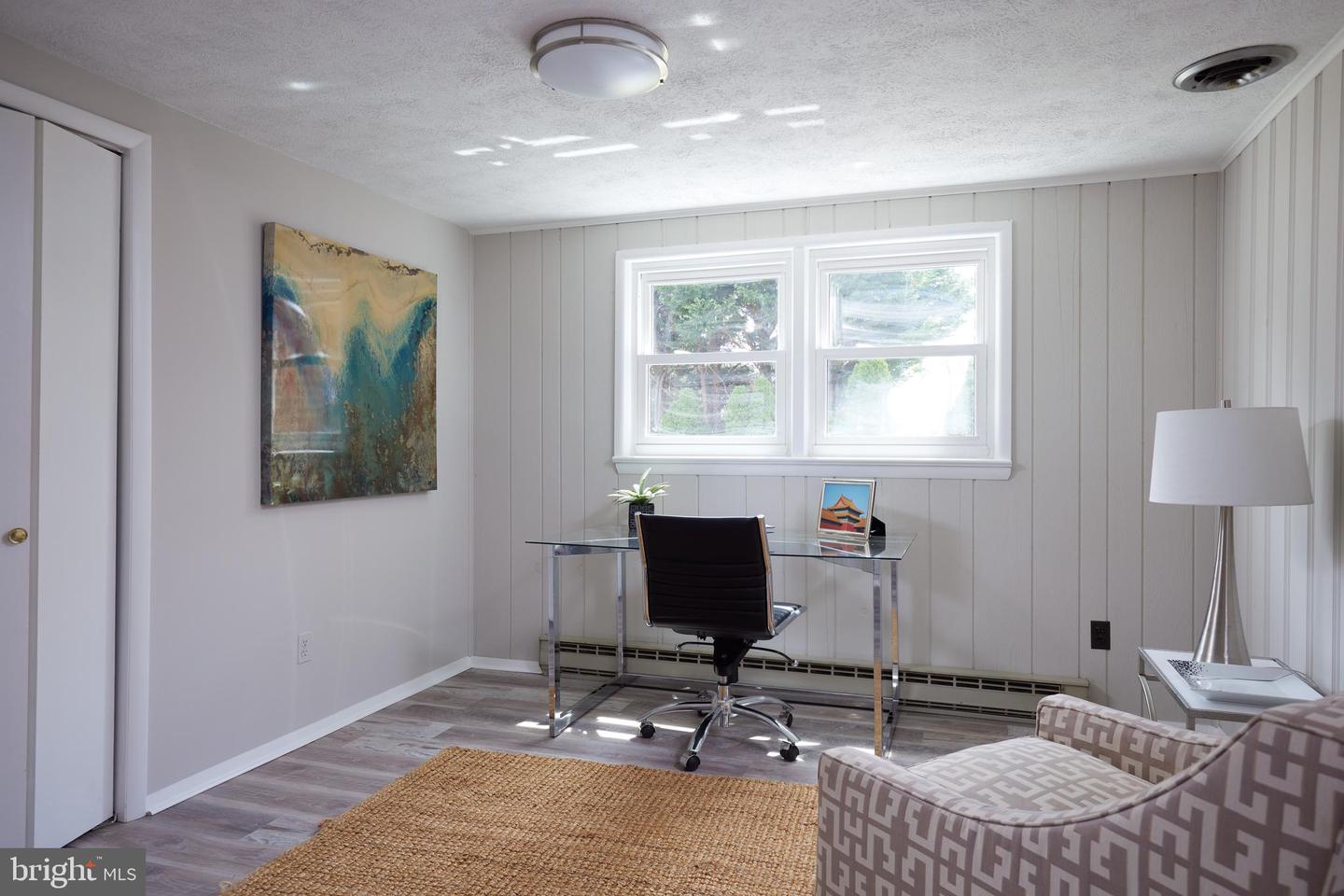5924 2ND ST N, ARLINGTON, Virginia 22203, 4 Bedrooms Bedrooms, ,2 BathroomsBathrooms,Residential,For sale,5924 2ND ST N,VAAR2056550 MLS # VAAR2056550