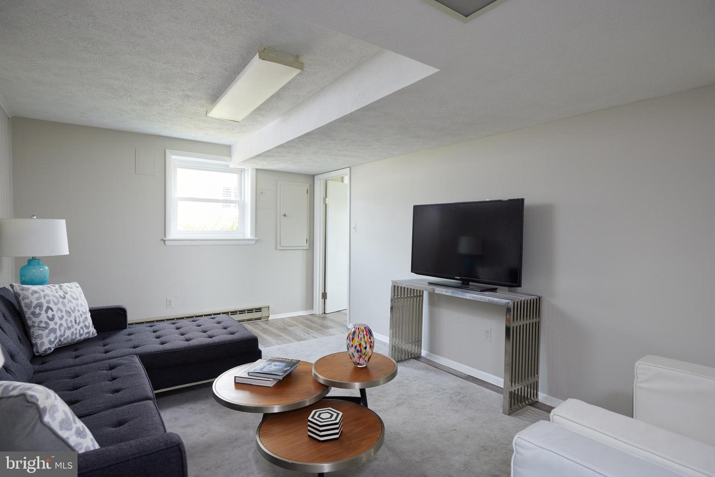 5924 2ND ST N, ARLINGTON, Virginia 22203, 4 Bedrooms Bedrooms, ,2 BathroomsBathrooms,Residential,For sale,5924 2ND ST N,VAAR2056550 MLS # VAAR2056550