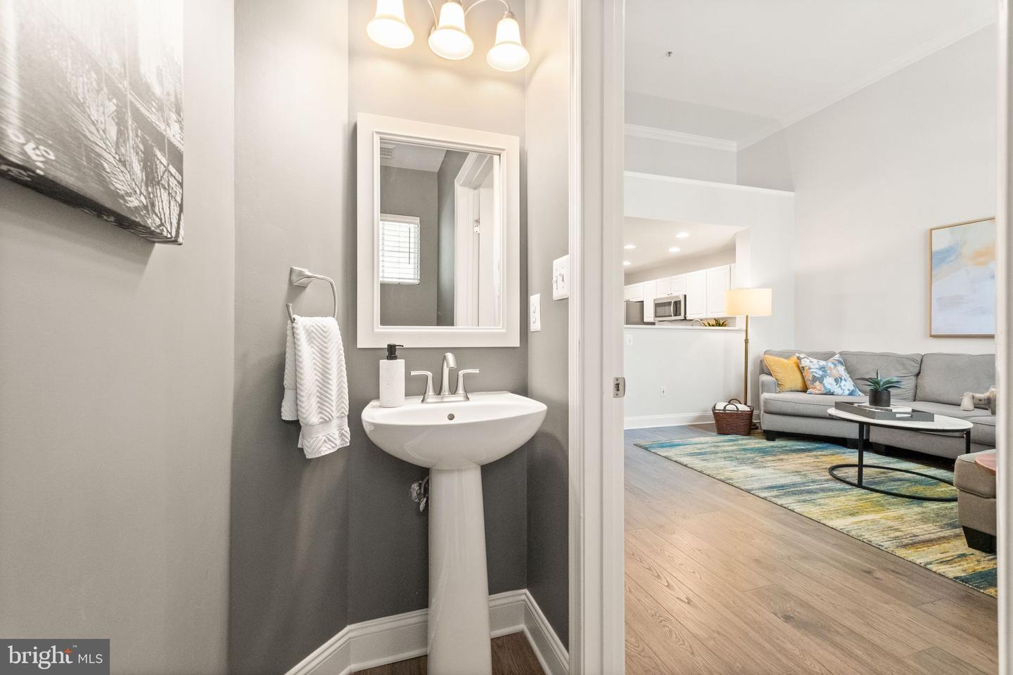 1926 CRESCENT PARK DR #30A, RESTON, Virginia 20190, 2 Bedrooms Bedrooms, ,2 BathroomsBathrooms,Residential,For sale,1926 CRESCENT PARK DR #30A,VAFX2236526 MLS # VAFX2236526