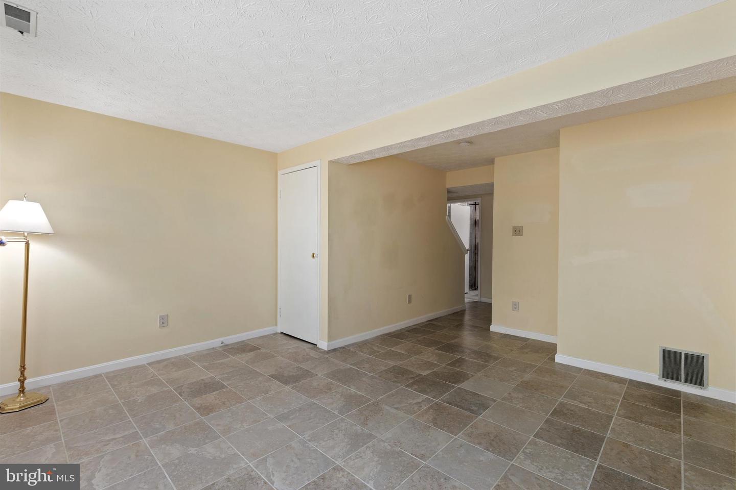 1668 HARVEST GREEN CT, RESTON, Virginia 20194, 2 Bedrooms Bedrooms, ,1 BathroomBathrooms,Residential,For sale,1668 HARVEST GREEN CT,VAFX2236608 MLS # VAFX2236608