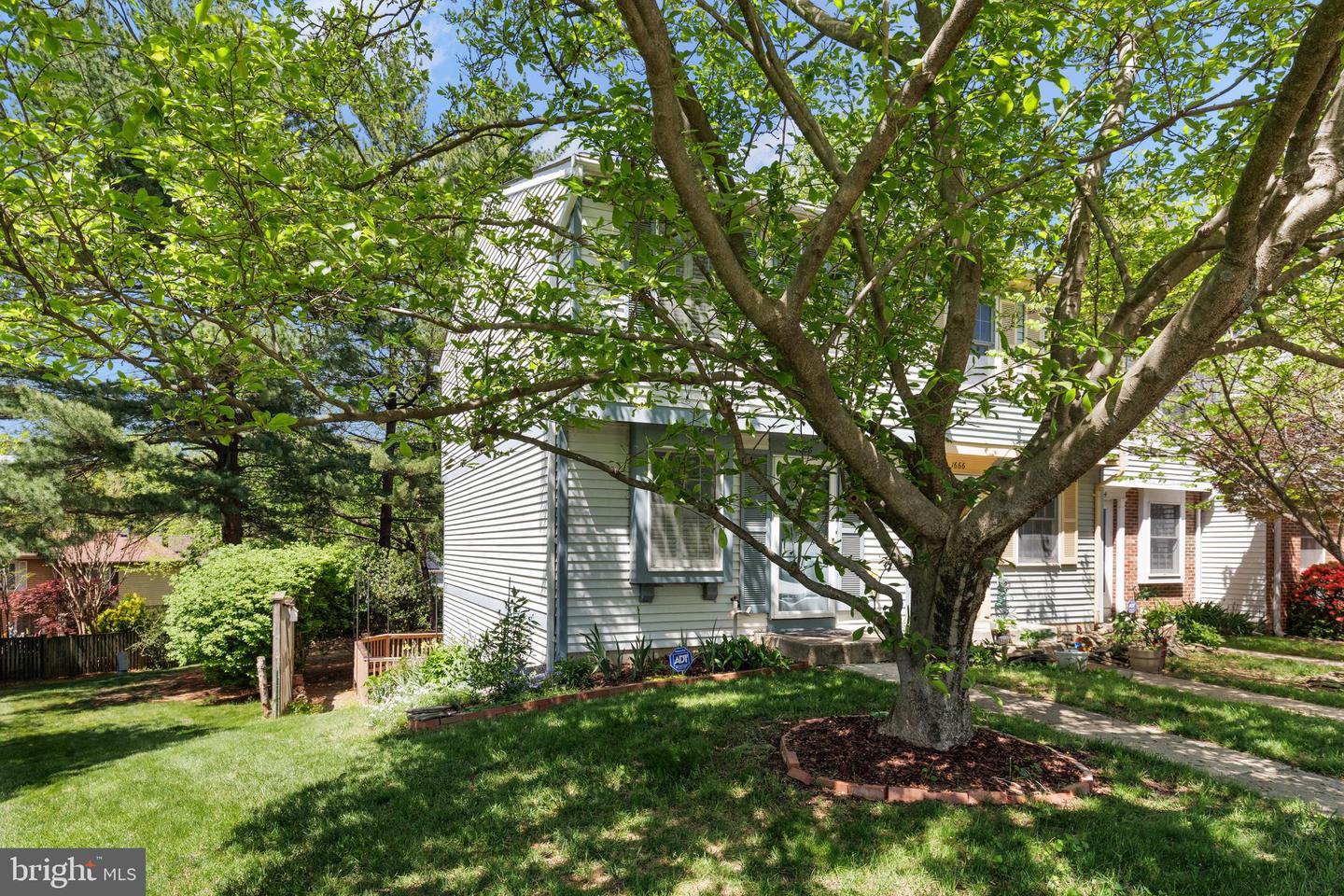 1668 HARVEST GREEN CT, RESTON, Virginia 20194, 2 Bedrooms Bedrooms, ,1 BathroomBathrooms,Residential,For sale,1668 HARVEST GREEN CT,VAFX2236608 MLS # VAFX2236608