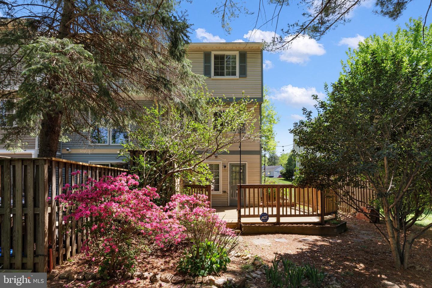 1668 HARVEST GREEN CT, RESTON, Virginia 20194, 2 Bedrooms Bedrooms, ,1 BathroomBathrooms,Residential,For sale,1668 HARVEST GREEN CT,VAFX2236608 MLS # VAFX2236608