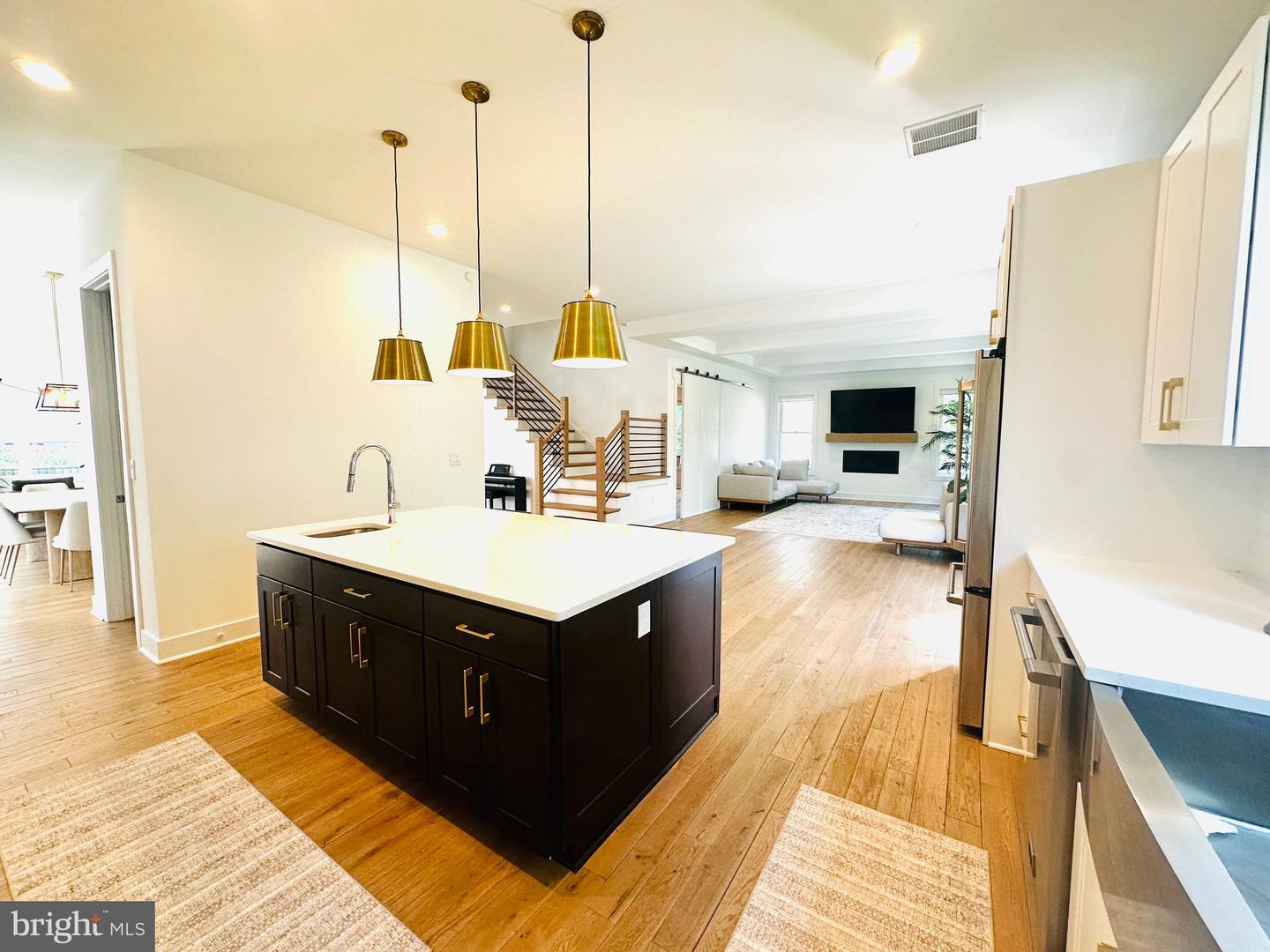 2033 GRIFFITH RD, FALLS CHURCH, Virginia 22043, 6 Bedrooms Bedrooms, ,5 BathroomsBathrooms,Residential,For sale,2033 GRIFFITH RD,VAFX2236646 MLS # VAFX2236646