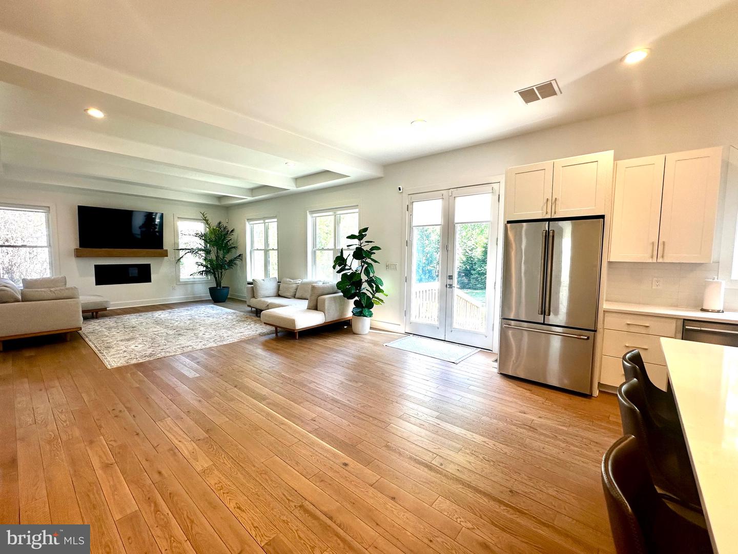 2033 GRIFFITH RD, FALLS CHURCH, Virginia 22043, 6 Bedrooms Bedrooms, ,5 BathroomsBathrooms,Residential,For sale,2033 GRIFFITH RD,VAFX2236646 MLS # VAFX2236646