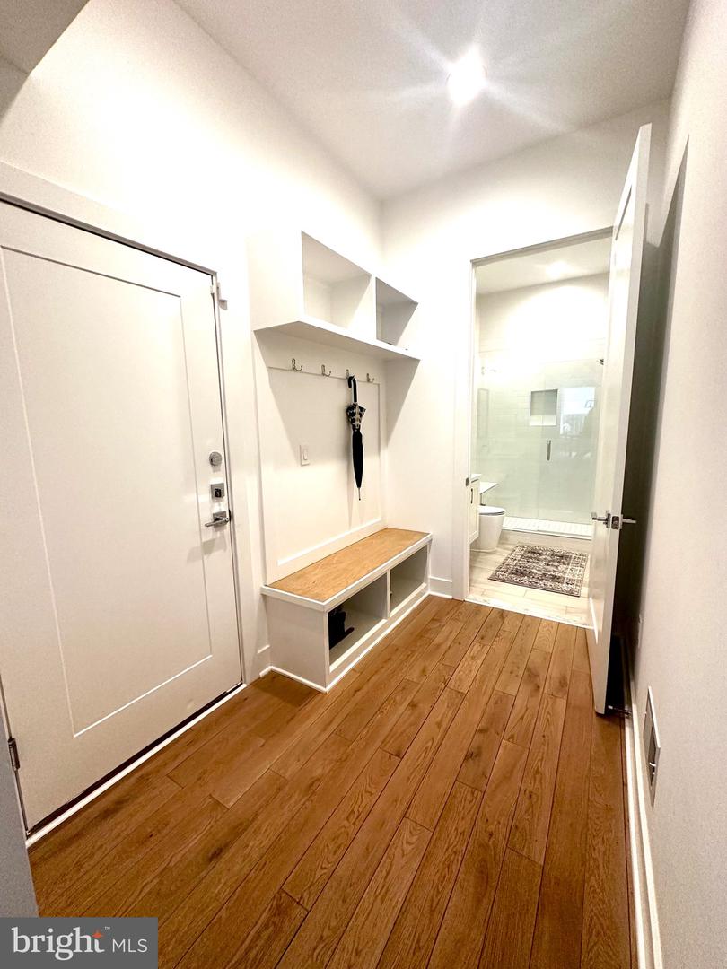 2033 GRIFFITH RD, FALLS CHURCH, Virginia 22043, 6 Bedrooms Bedrooms, ,5 BathroomsBathrooms,Residential,For sale,2033 GRIFFITH RD,VAFX2236646 MLS # VAFX2236646