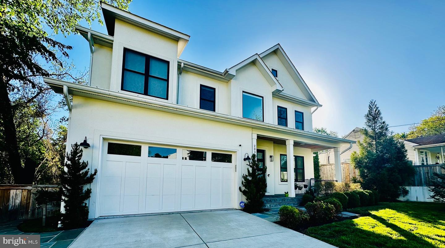 2033 GRIFFITH RD, FALLS CHURCH, Virginia 22043, 6 Bedrooms Bedrooms, ,5 BathroomsBathrooms,Residential,For sale,2033 GRIFFITH RD,VAFX2236646 MLS # VAFX2236646