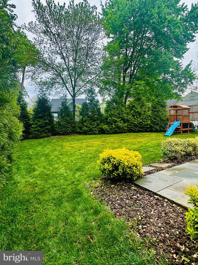 2033 GRIFFITH RD, FALLS CHURCH, Virginia 22043, 6 Bedrooms Bedrooms, ,5 BathroomsBathrooms,Residential,For sale,2033 GRIFFITH RD,VAFX2236646 MLS # VAFX2236646
