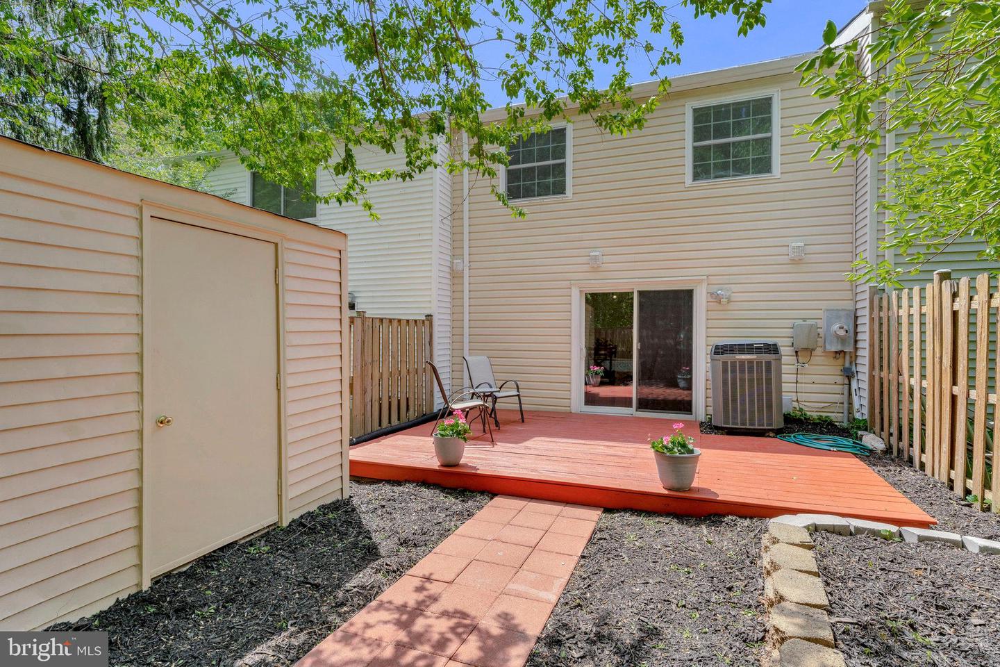 8177 WILLOWDALE CT, SPRINGFIELD, Virginia 22153, 3 Bedrooms Bedrooms, ,1 BathroomBathrooms,Residential,For sale,8177 WILLOWDALE CT,VAFX2236650 MLS # VAFX2236650