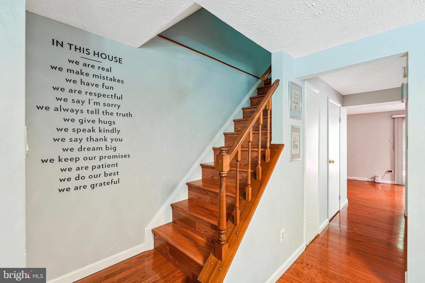 8177 WILLOWDALE CT, SPRINGFIELD, Virginia 22153, 3 Bedrooms Bedrooms, ,1 BathroomBathrooms,Residential,For sale,8177 WILLOWDALE CT,VAFX2236650 MLS # VAFX2236650