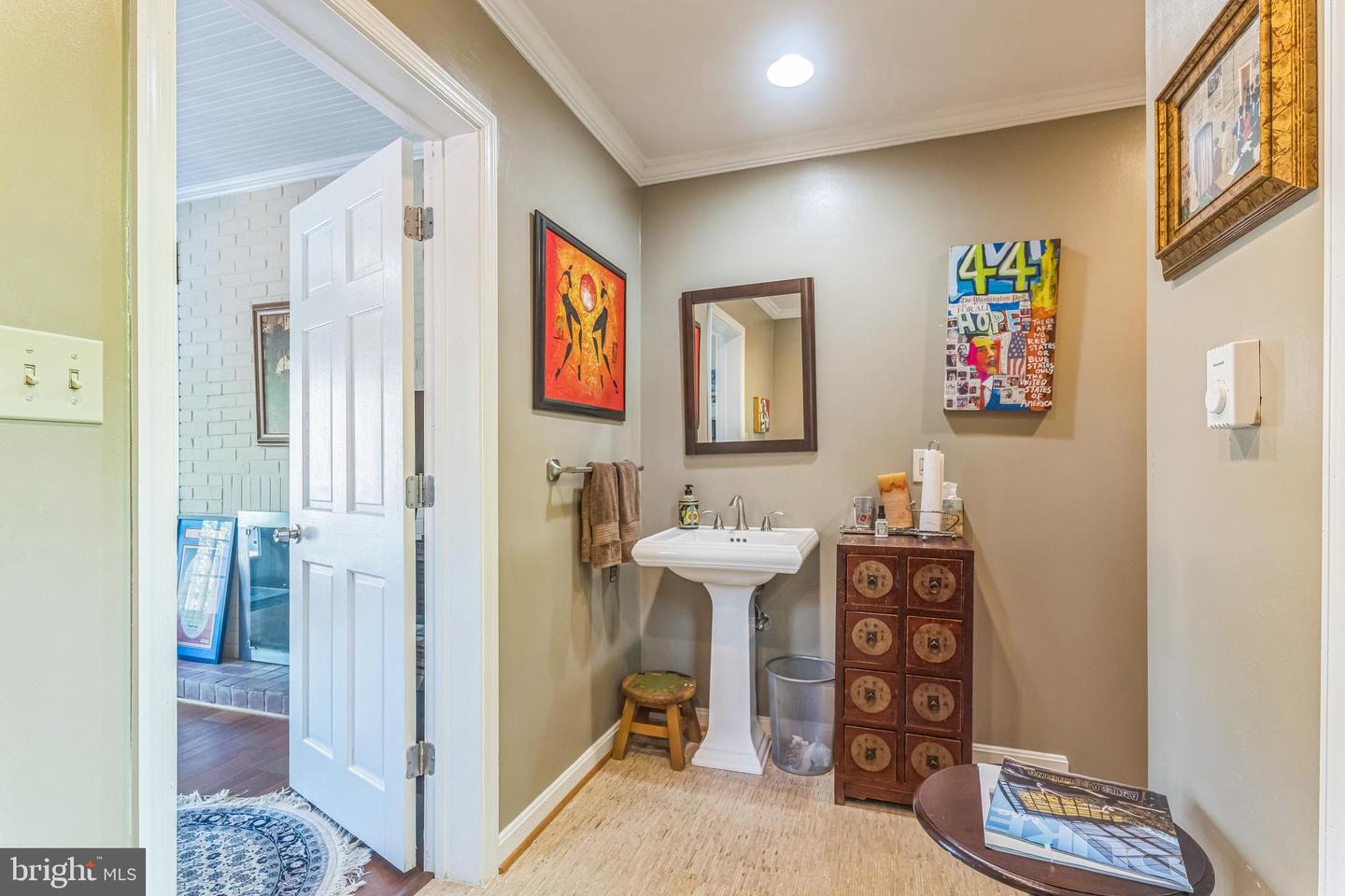 6679 32ND PL NW, WASHINGTON, District Of Columbia 20015, 4 Bedrooms Bedrooms, ,4 BathroomsBathrooms,Residential,For sale,6679 32ND PL NW,DCDC2197630 MLS # DCDC2197630
