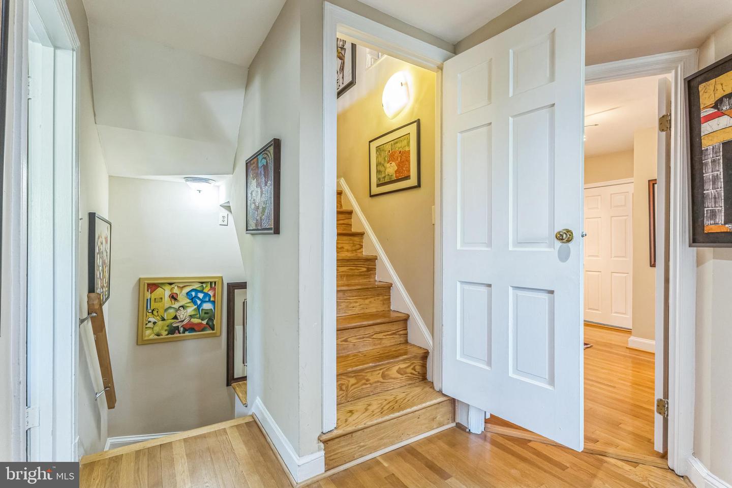 6679 32ND PL NW, WASHINGTON, District Of Columbia 20015, 4 Bedrooms Bedrooms, ,4 BathroomsBathrooms,Residential,For sale,6679 32ND PL NW,DCDC2197630 MLS # DCDC2197630
