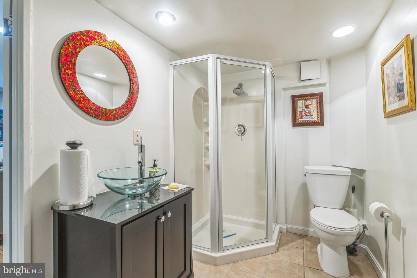 6679 32ND PL NW, WASHINGTON, District Of Columbia 20015, 4 Bedrooms Bedrooms, ,4 BathroomsBathrooms,Residential,For sale,6679 32ND PL NW,DCDC2197630 MLS # DCDC2197630