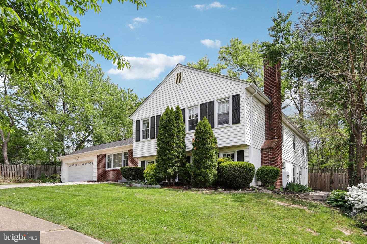 1533 MALVERN HILL PL, HERNDON, Virginia 20170, 4 Bedrooms Bedrooms, ,3 BathroomsBathrooms,Residential,For sale,1533 MALVERN HILL PL,VAFX2236760 MLS # VAFX2236760